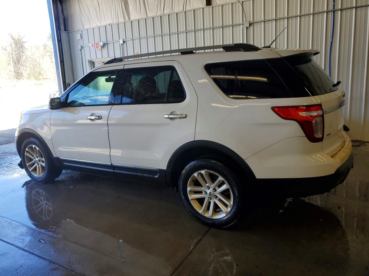 2013 Ford Explorer Xlt White vin: 1FM5K8D89DGB87925