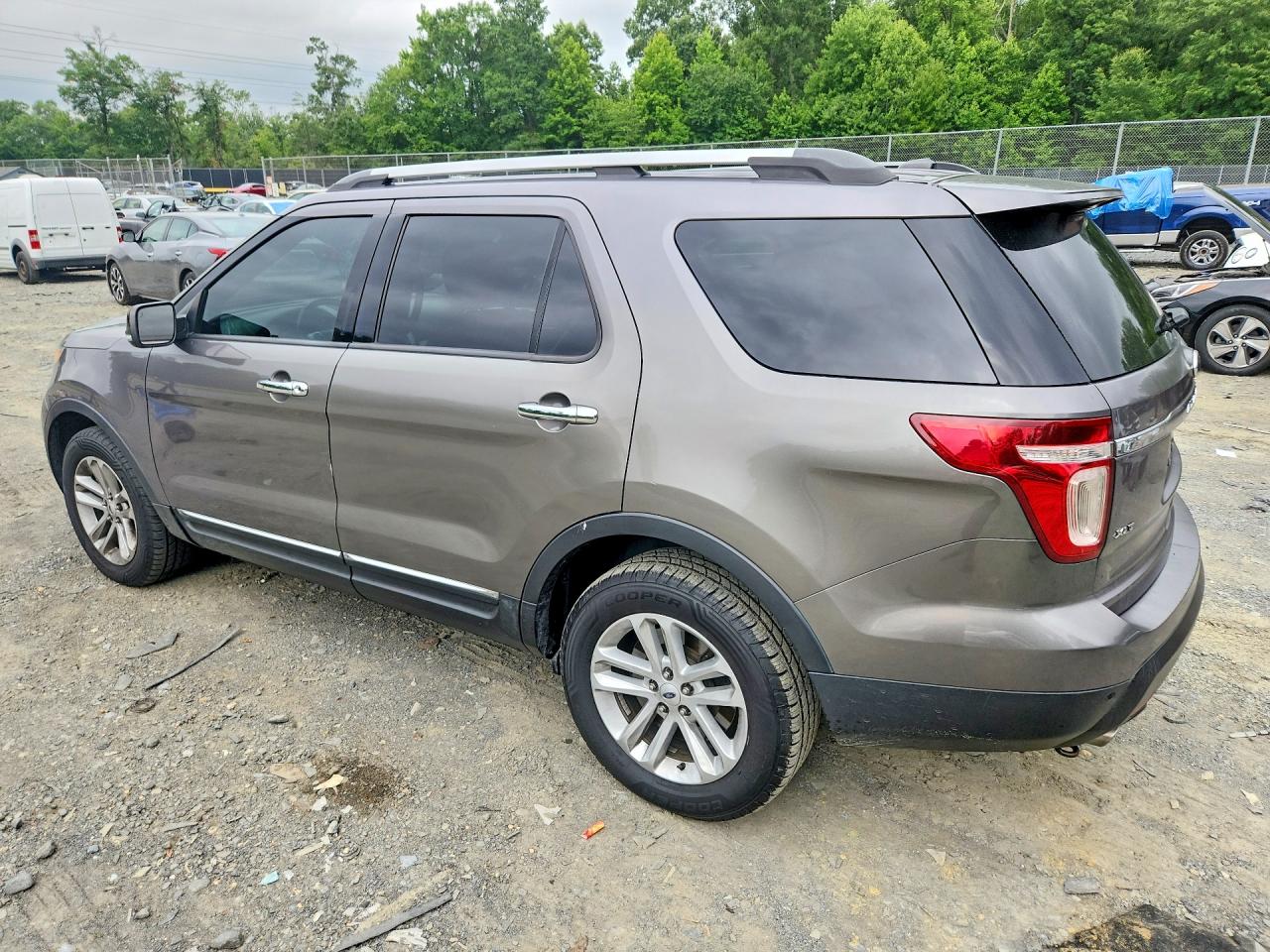 2013 Ford Explorer Xlt Gray vin: 1FM5K8D89DGC58430