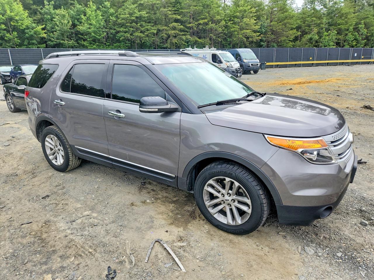 2013 Ford Explorer Xlt Gray vin: 1FM5K8D89DGC58430