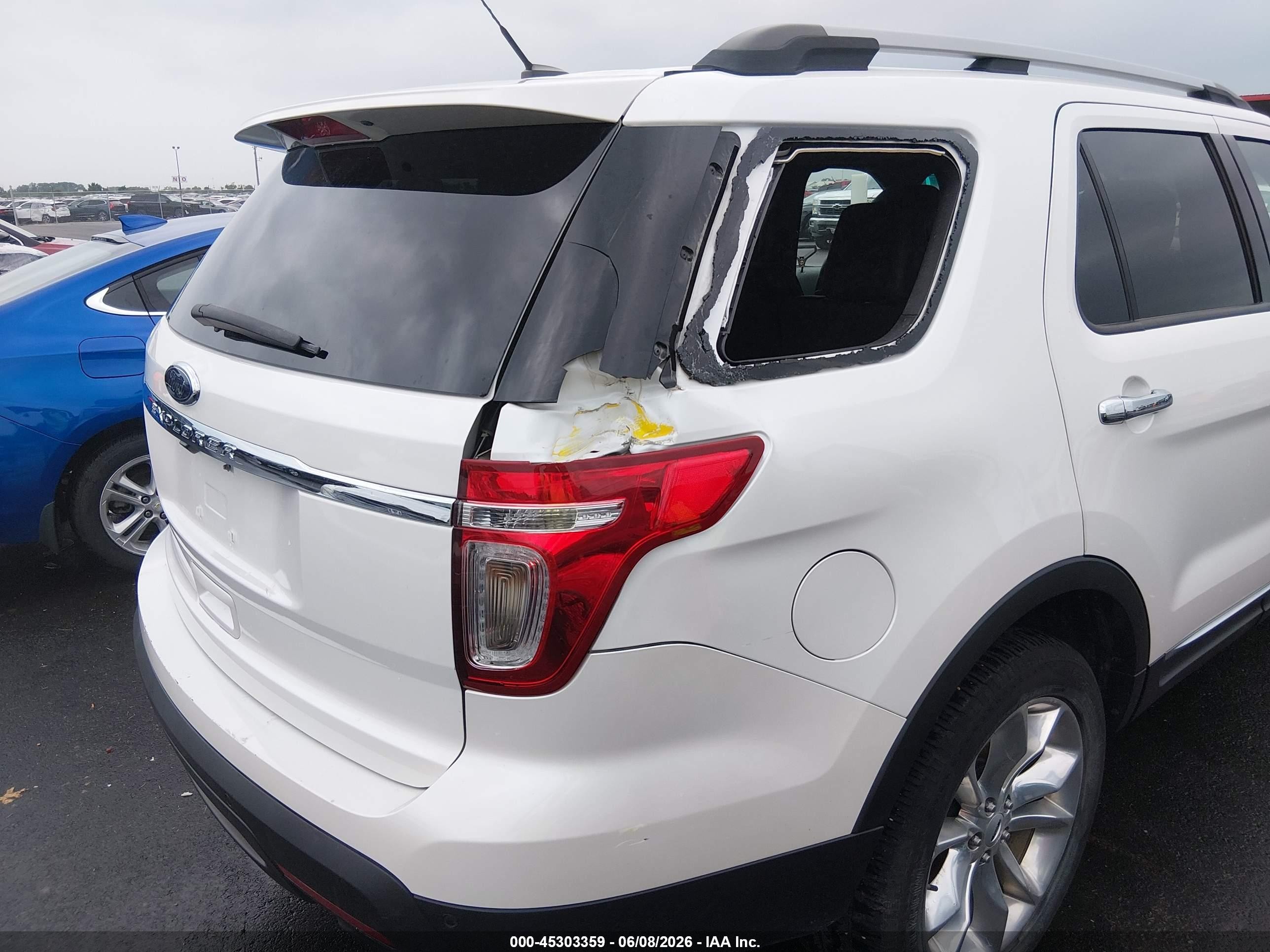 2013 Ford Explorer Xlt White vin: 1FM5K8D89DGC67760