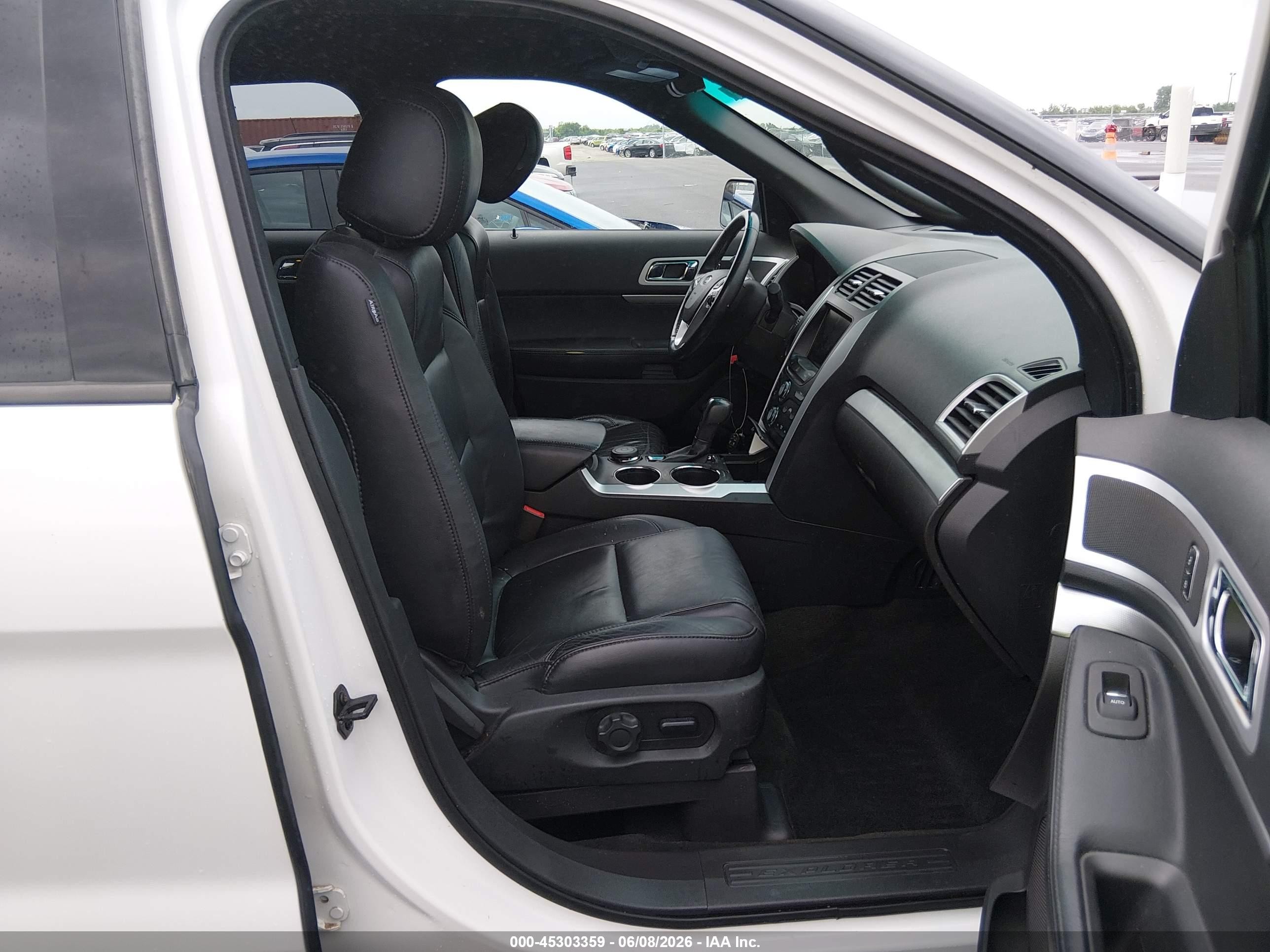 2013 Ford Explorer Xlt White vin: 1FM5K8D89DGC67760