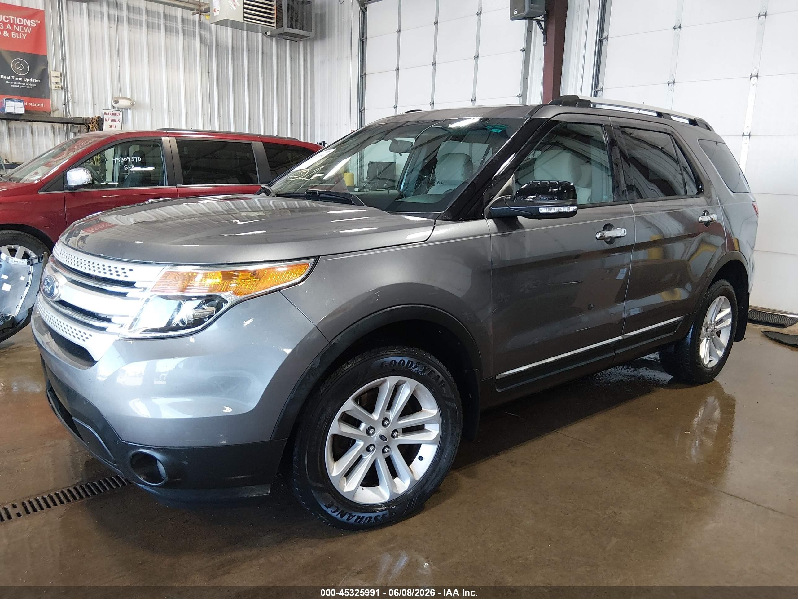 2013 Ford Explorer Xlt Gray vin: 1FM5K8D89DGC83053