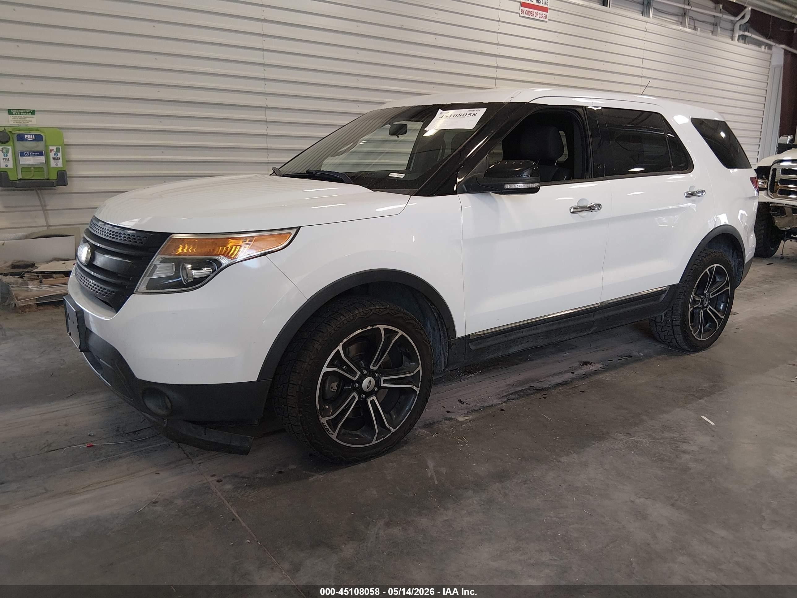 2014 Ford Explorer Xlt White vin: 1FM5K8D89EGA14620