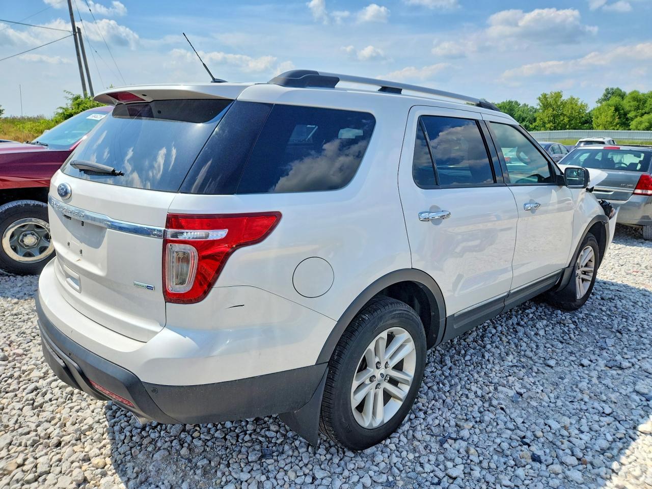 2014 Ford Explorer Xlt White vin: 1FM5K8D89EGA79452