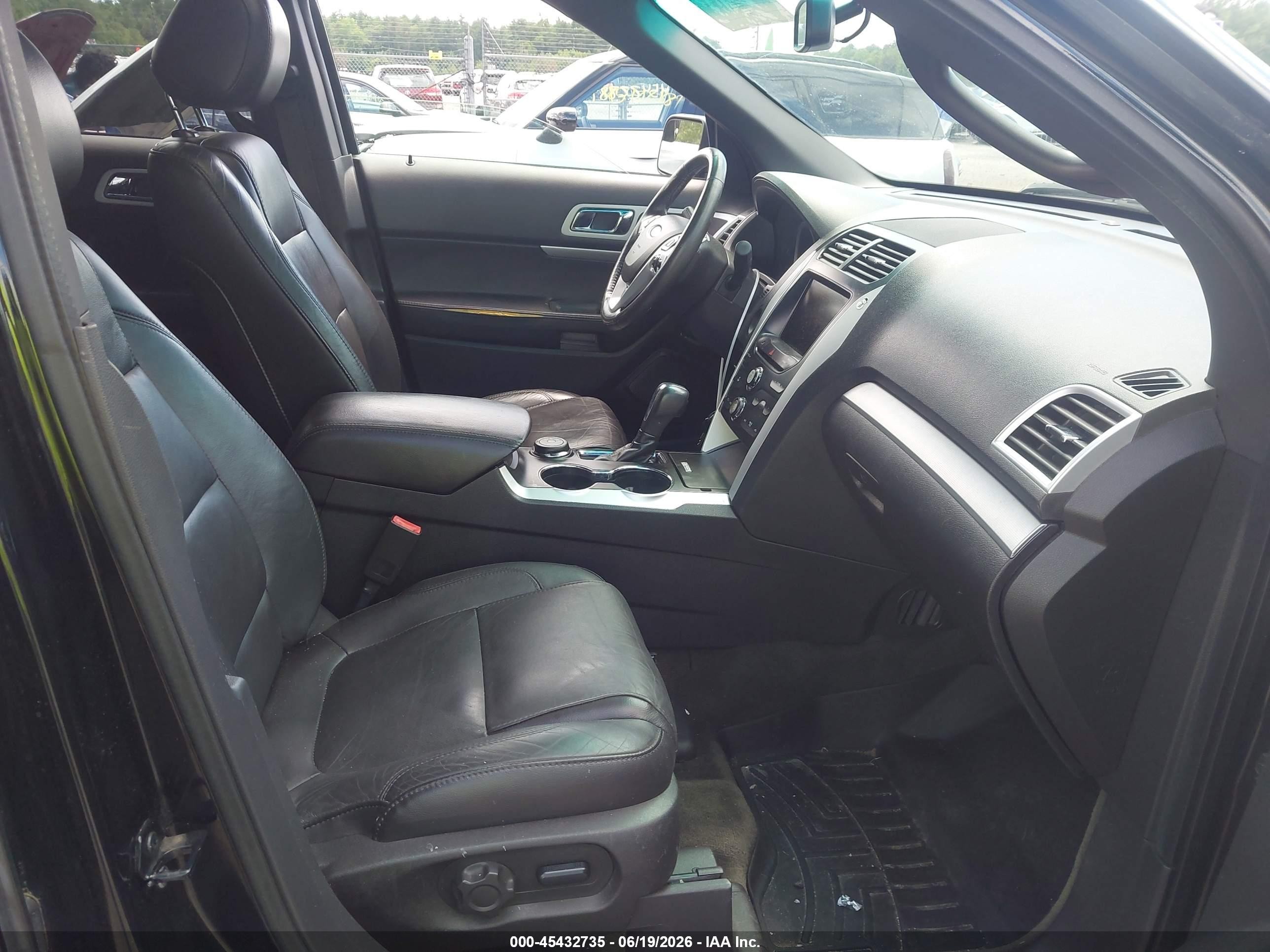2014 Ford Explorer Xlt Black vin: 1FM5K8D89EGC31388