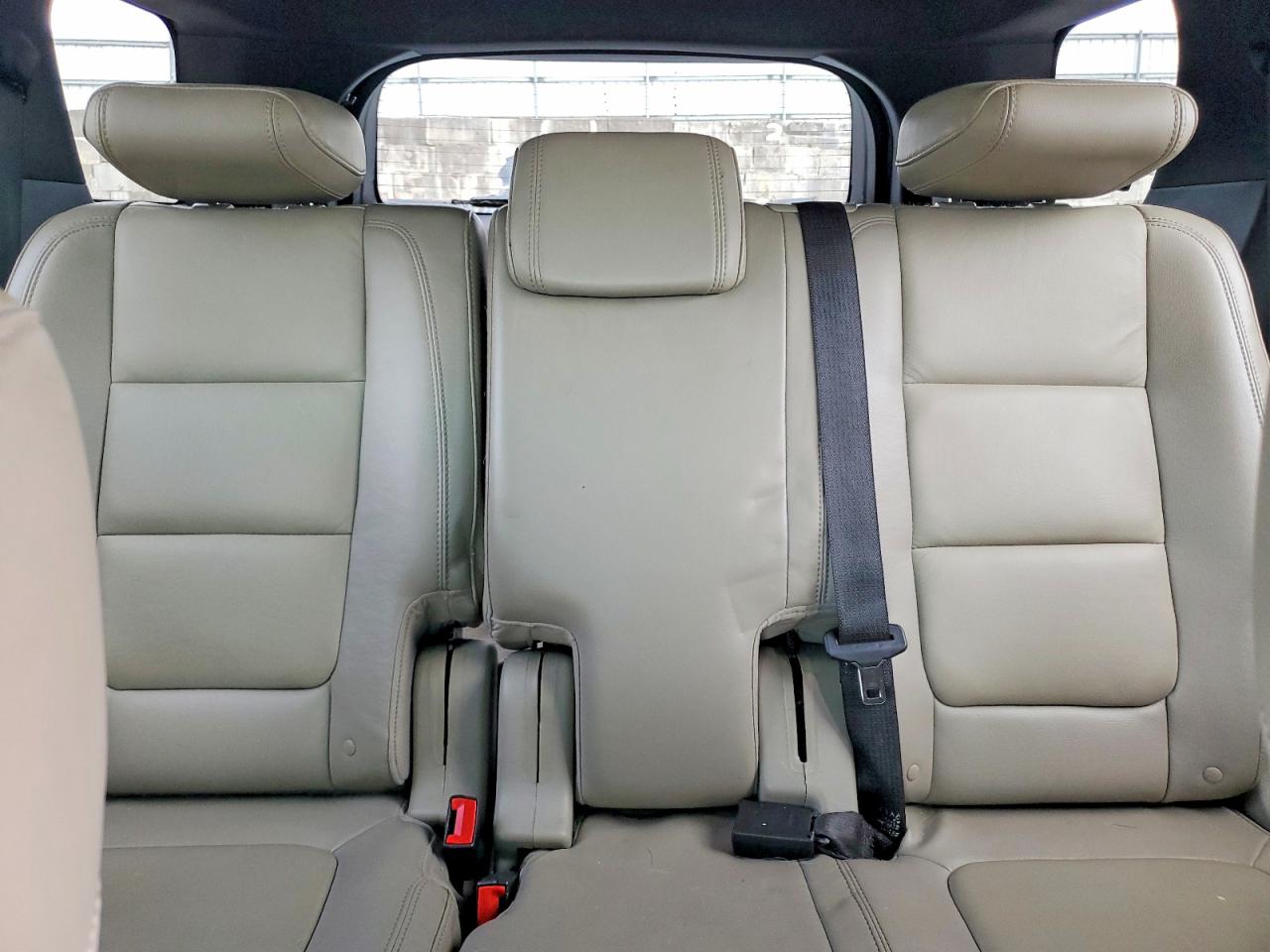 2014 Ford Explorer Xlt White vin: 1FM5K8D89EGC32637