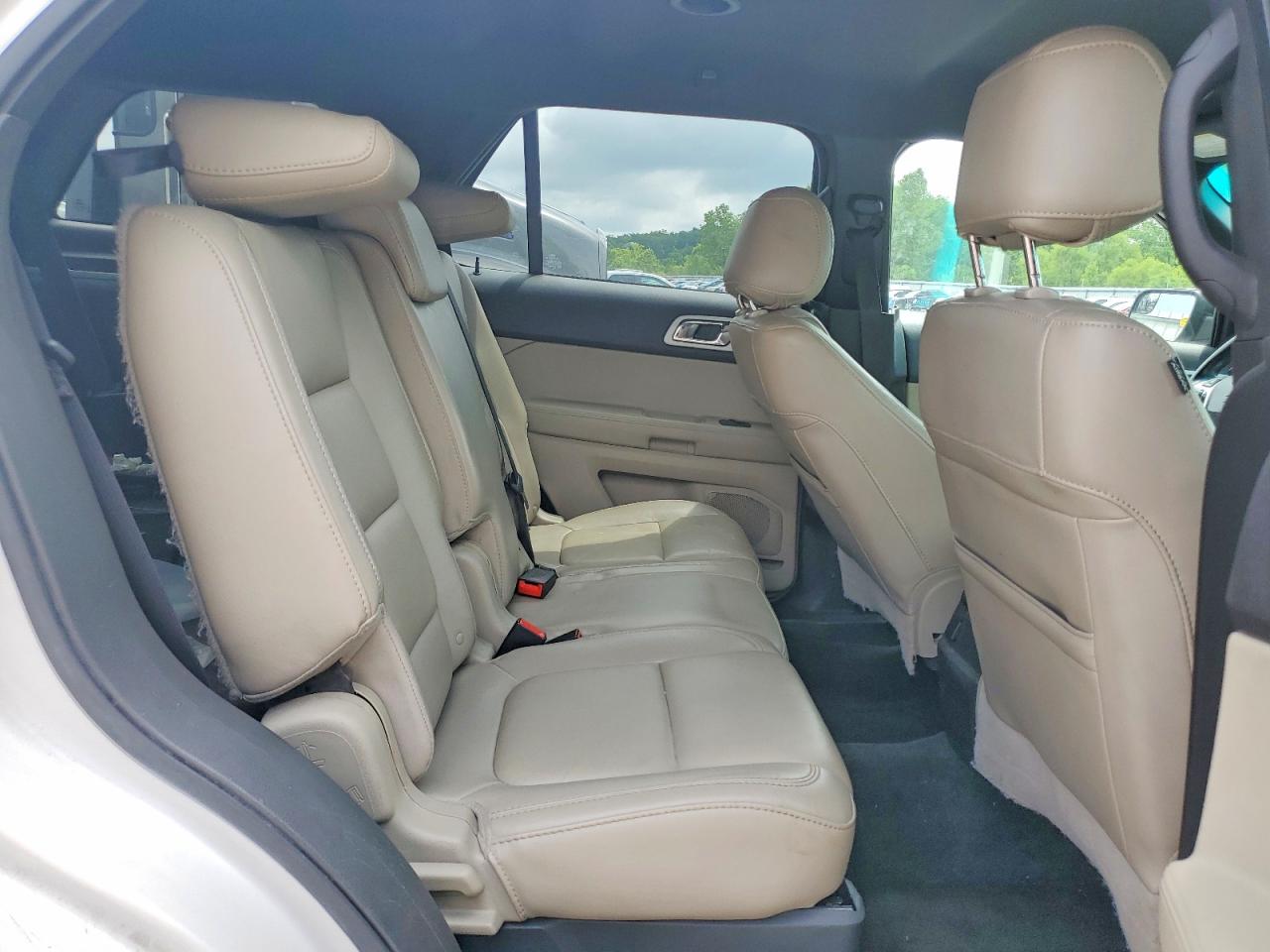 2014 Ford Explorer Xlt White vin: 1FM5K8D89EGC32637