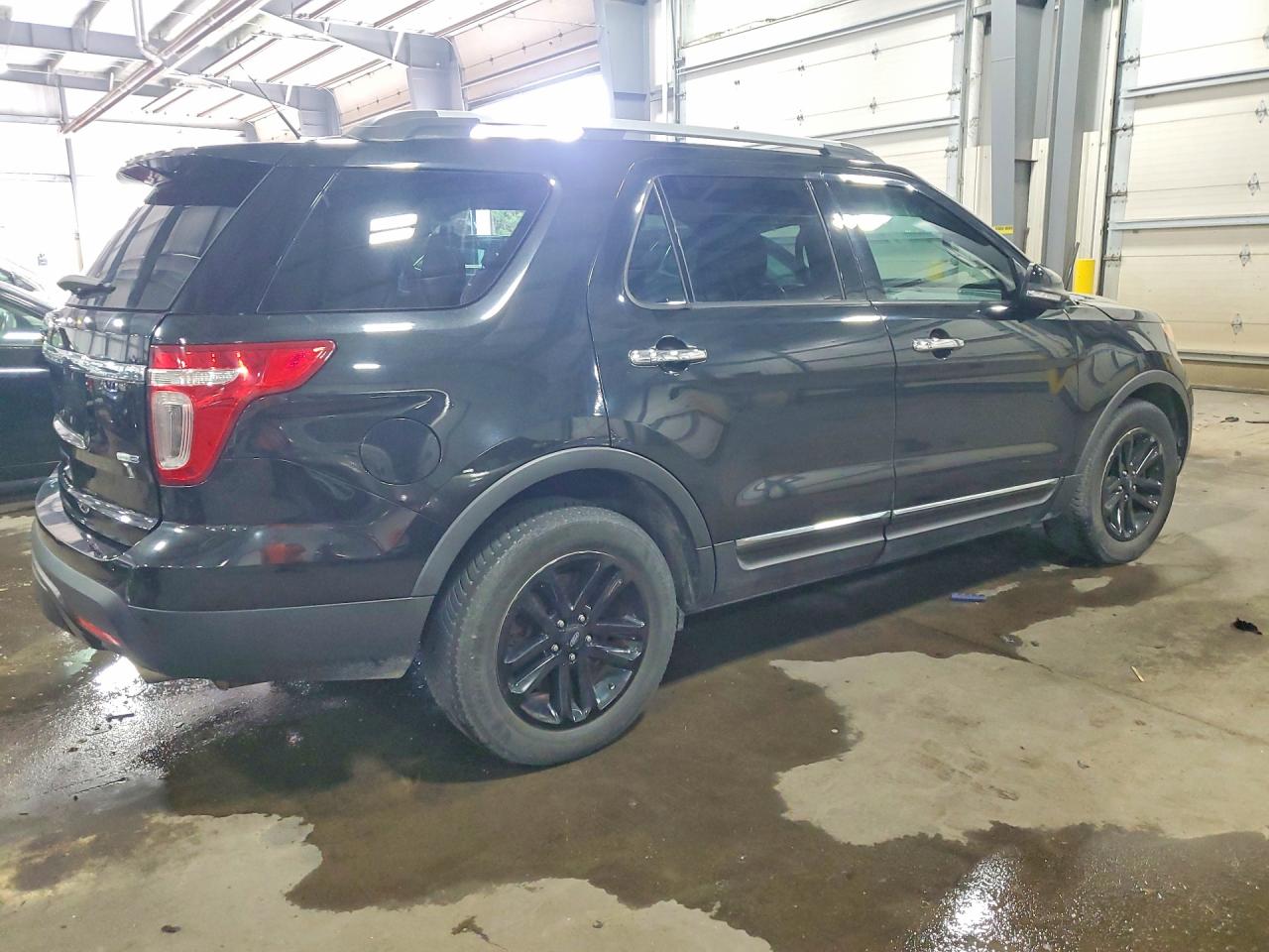 2015 Ford Explorer Xlt Черный vin: 1FM5K8D89FGA65021
