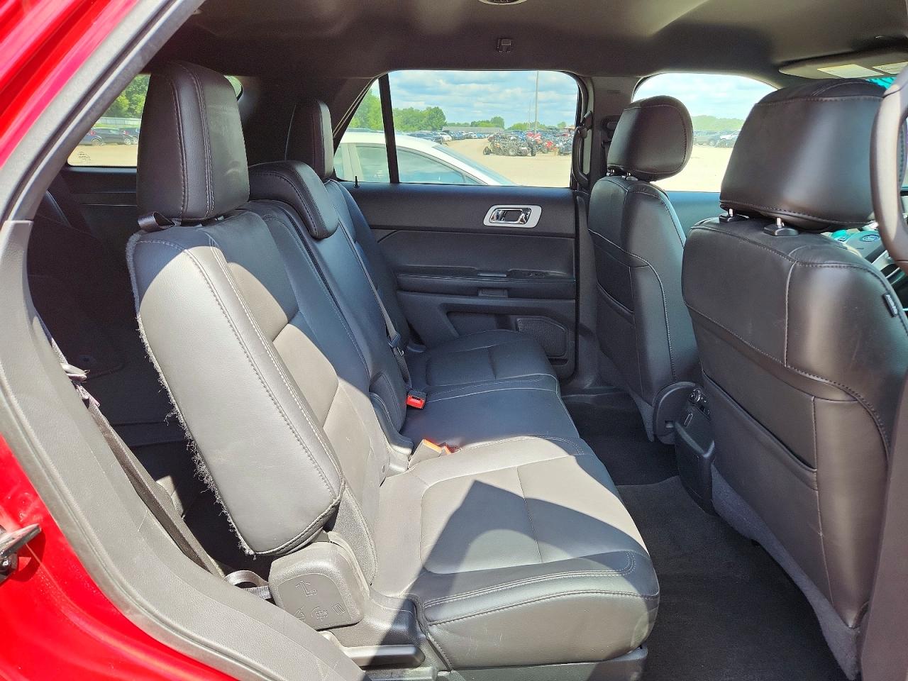 2015 Ford Explorer Xlt Red vin: 1FM5K8D89FGA84992
