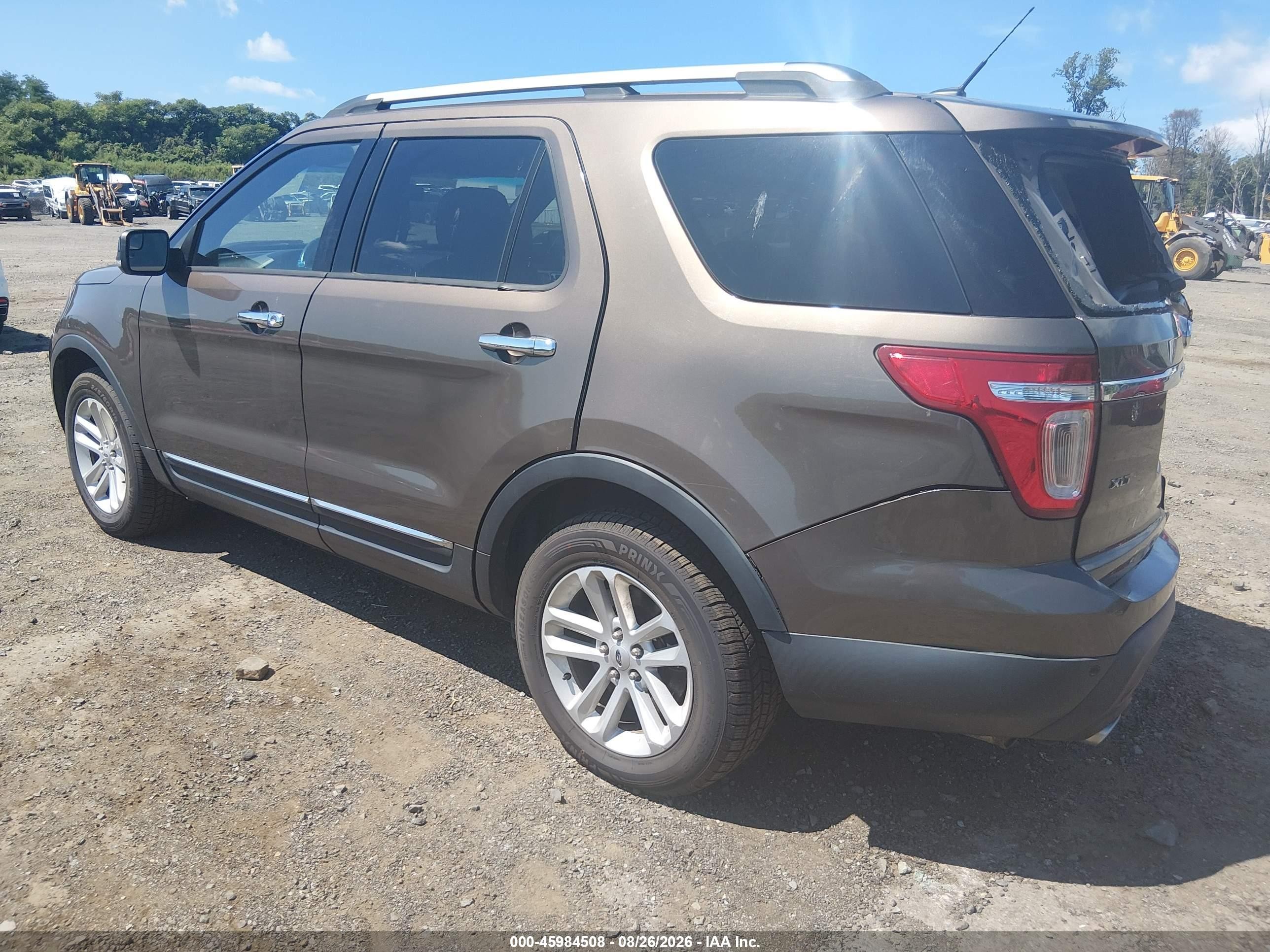 2015 Ford Explorer Xlt Коричневый vin: 1FM5K8D89FGA91084