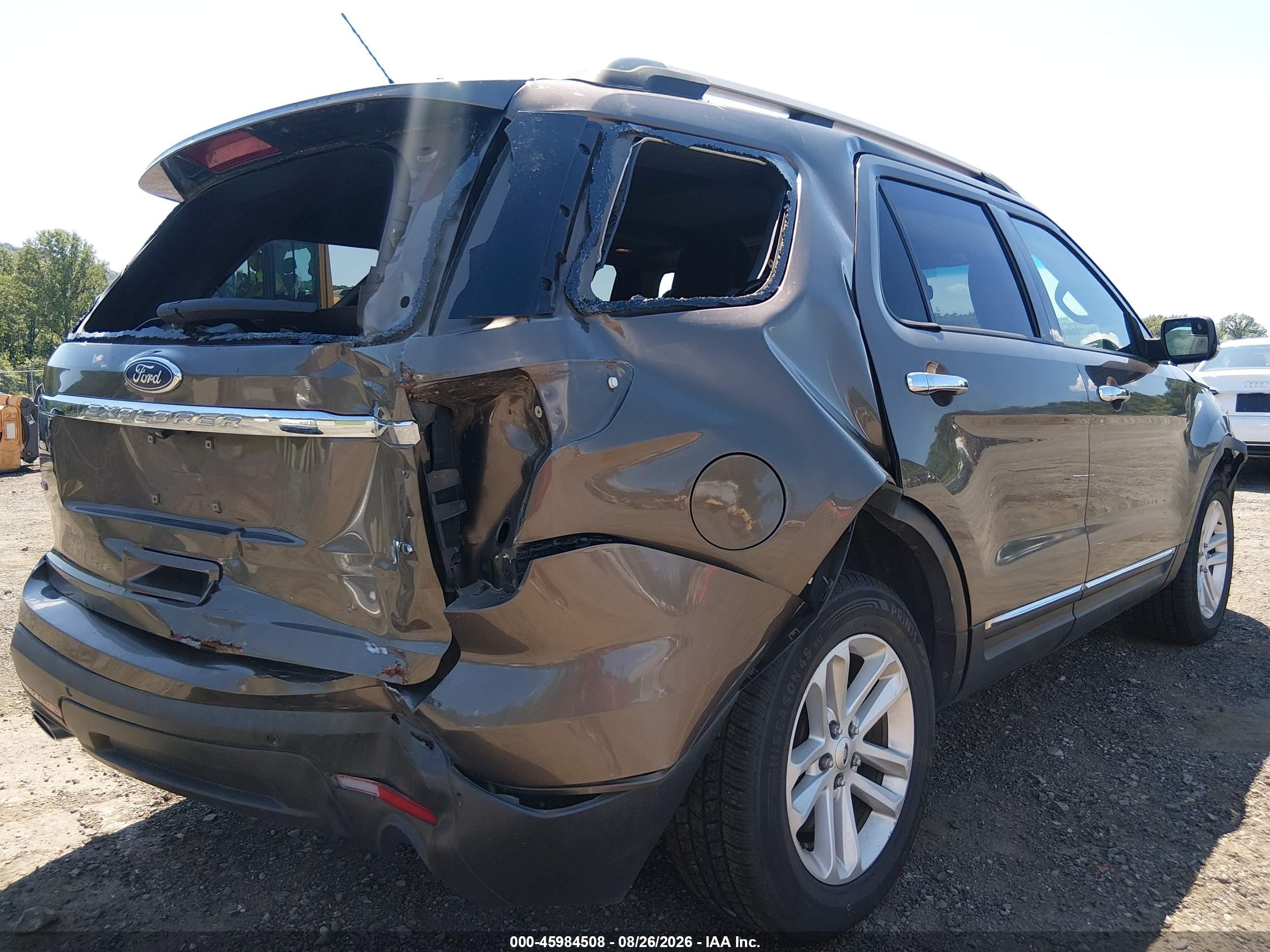 2015 Ford Explorer Xlt Коричневый vin: 1FM5K8D89FGA91084
