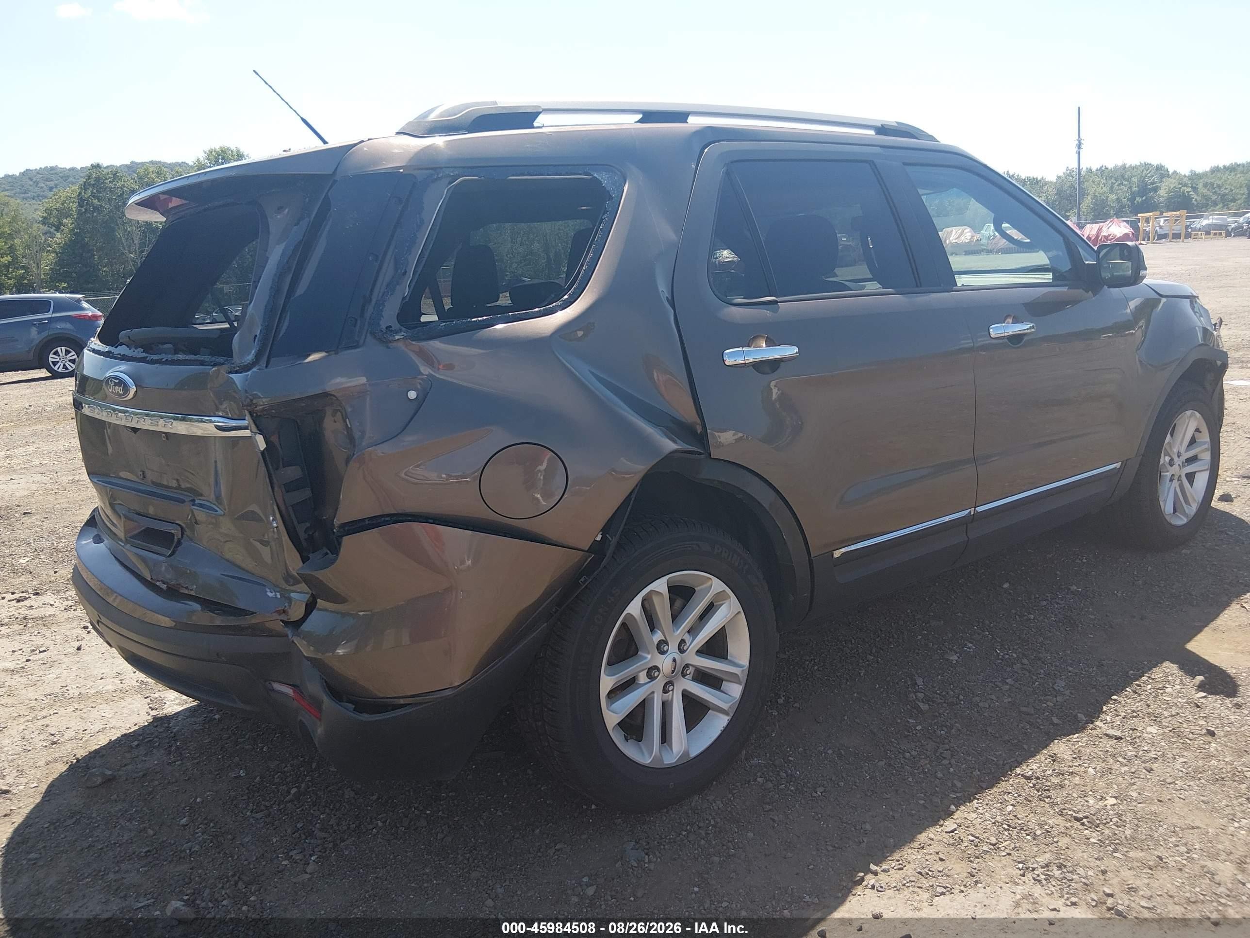2015 Ford Explorer Xlt Коричневый vin: 1FM5K8D89FGA91084