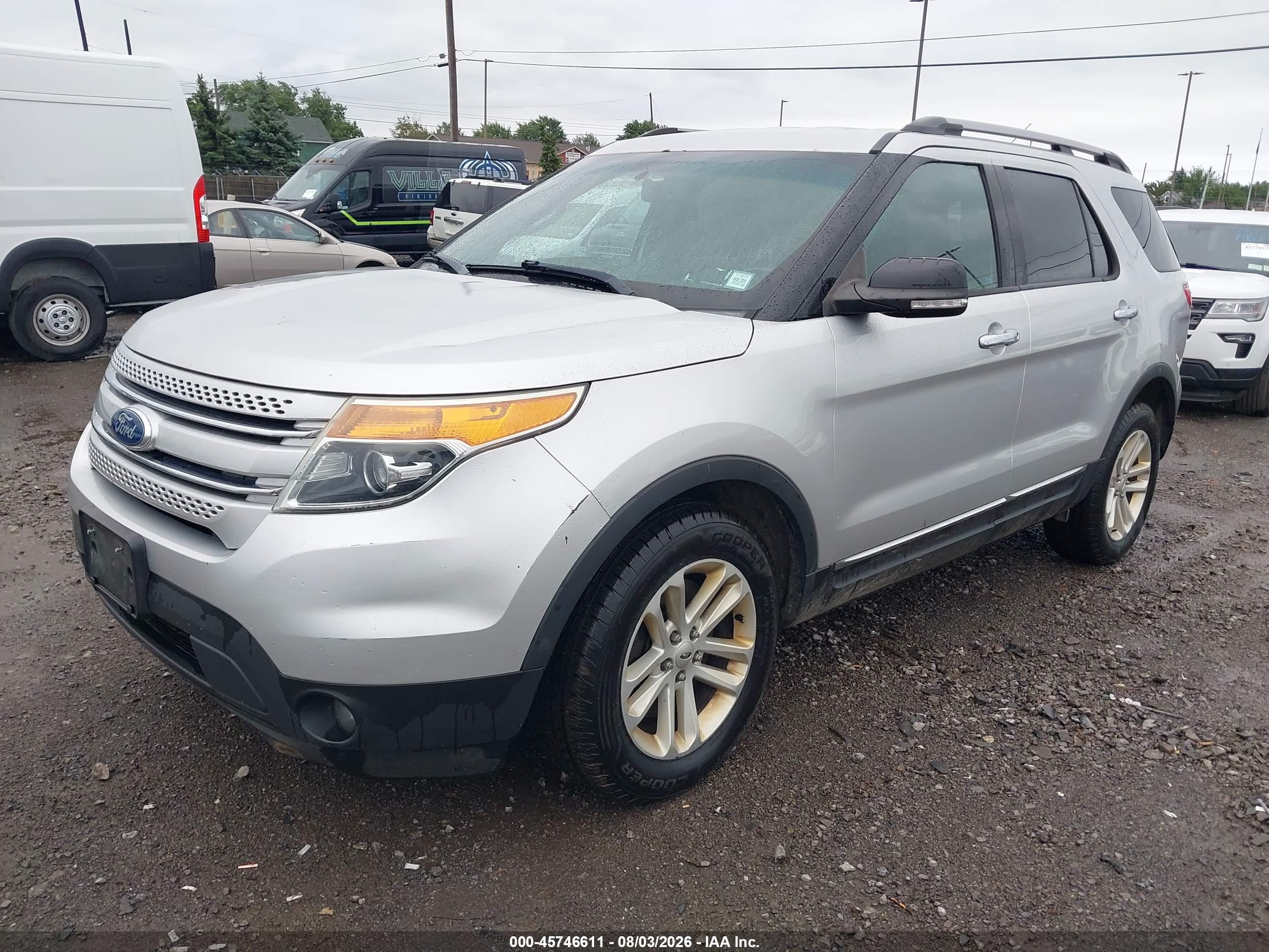 2015 Ford Explorer Xlt Silver vin: 1FM5K8D89FGB57259