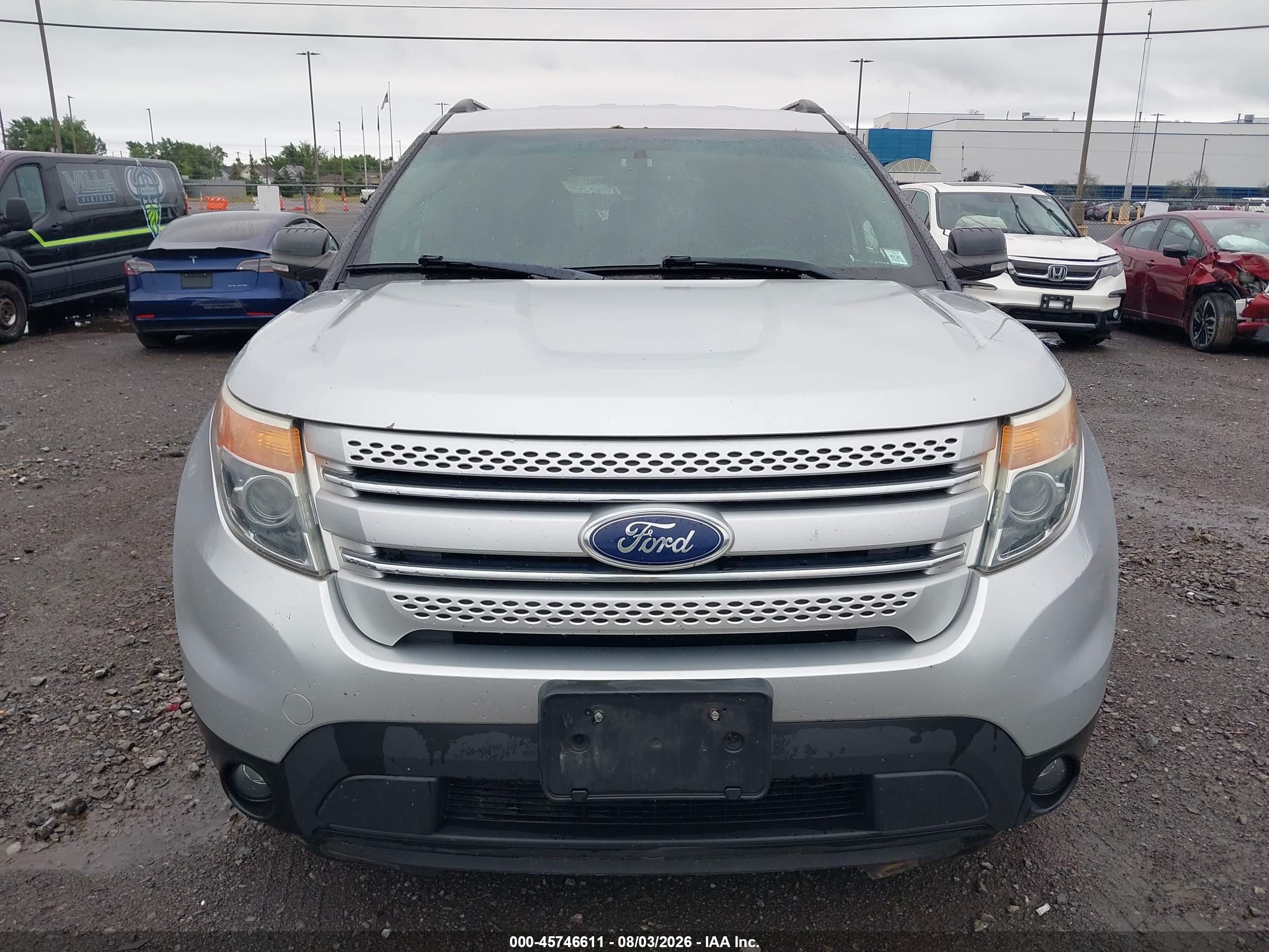 2015 Ford Explorer Xlt Silver vin: 1FM5K8D89FGB57259