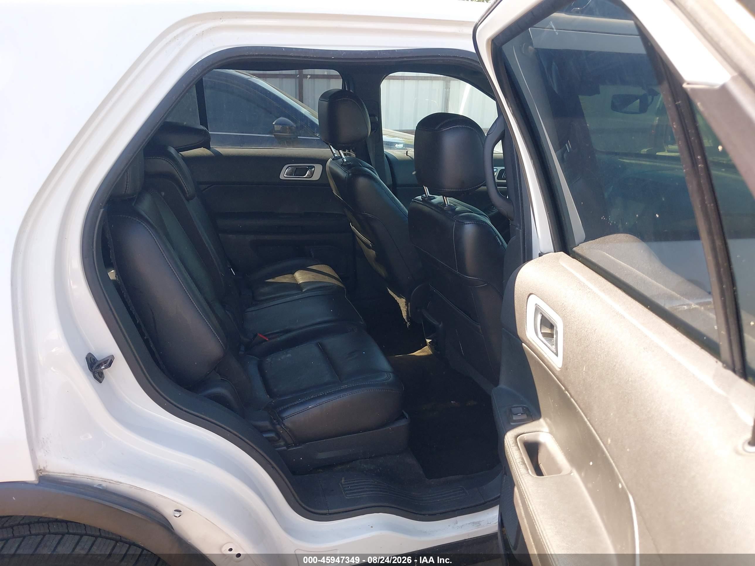 2015 Ford Explorer Xlt White vin: 1FM5K8D89FGC55823