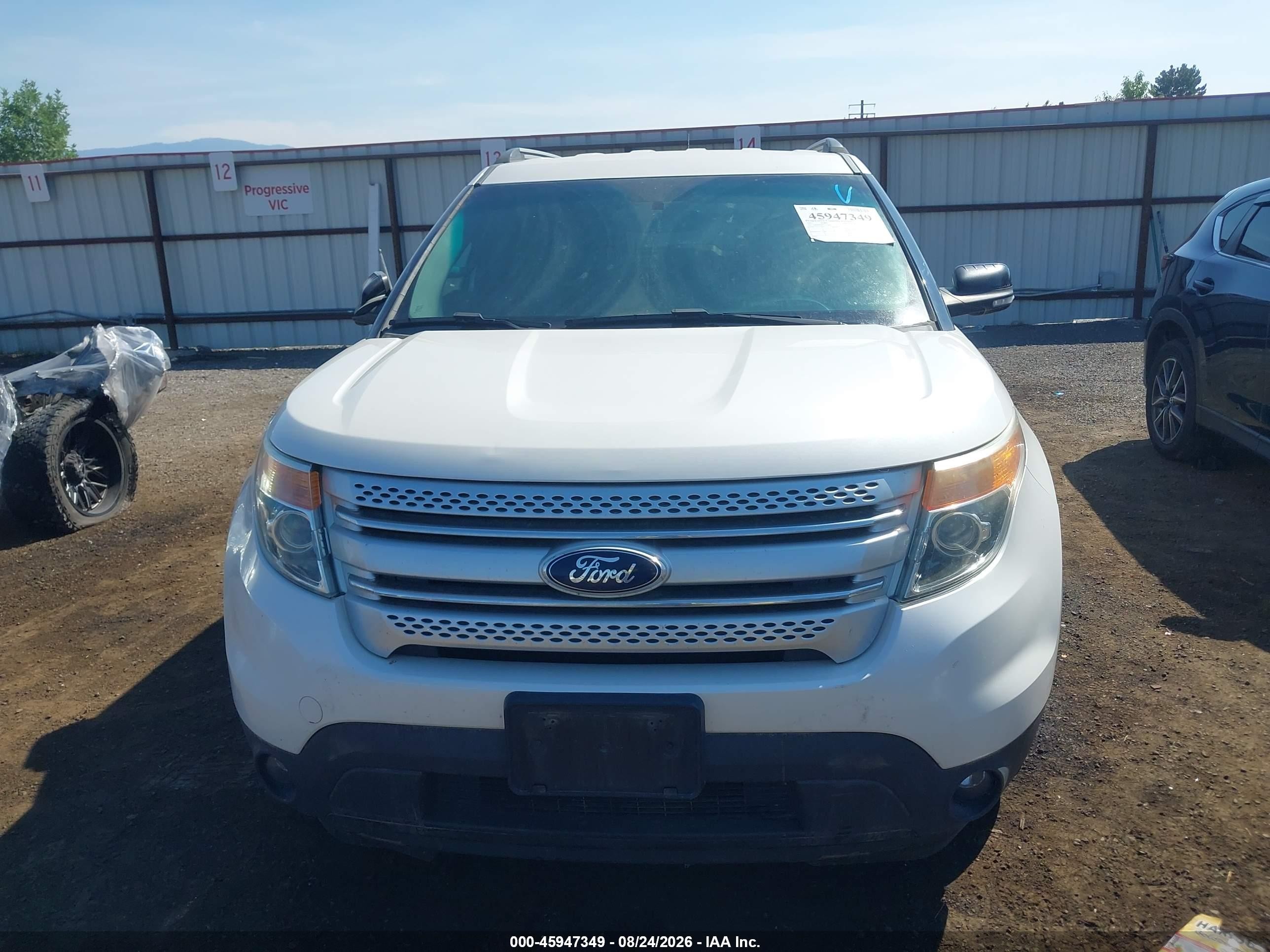 2015 Ford Explorer Xlt White vin: 1FM5K8D89FGC55823