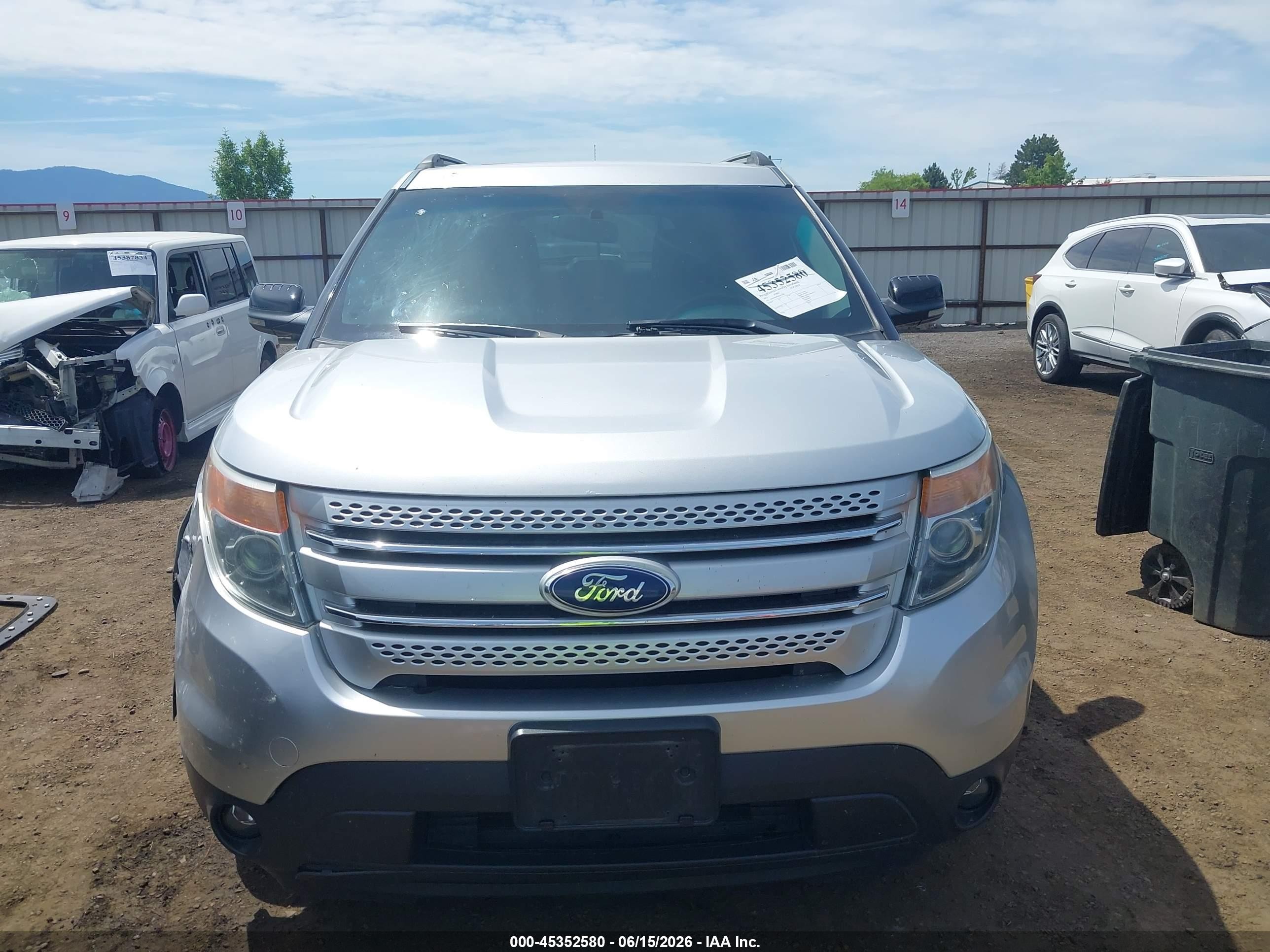 2013 Ford Explorer Xlt Silver vin: 1FM5K8D8XDGA72606