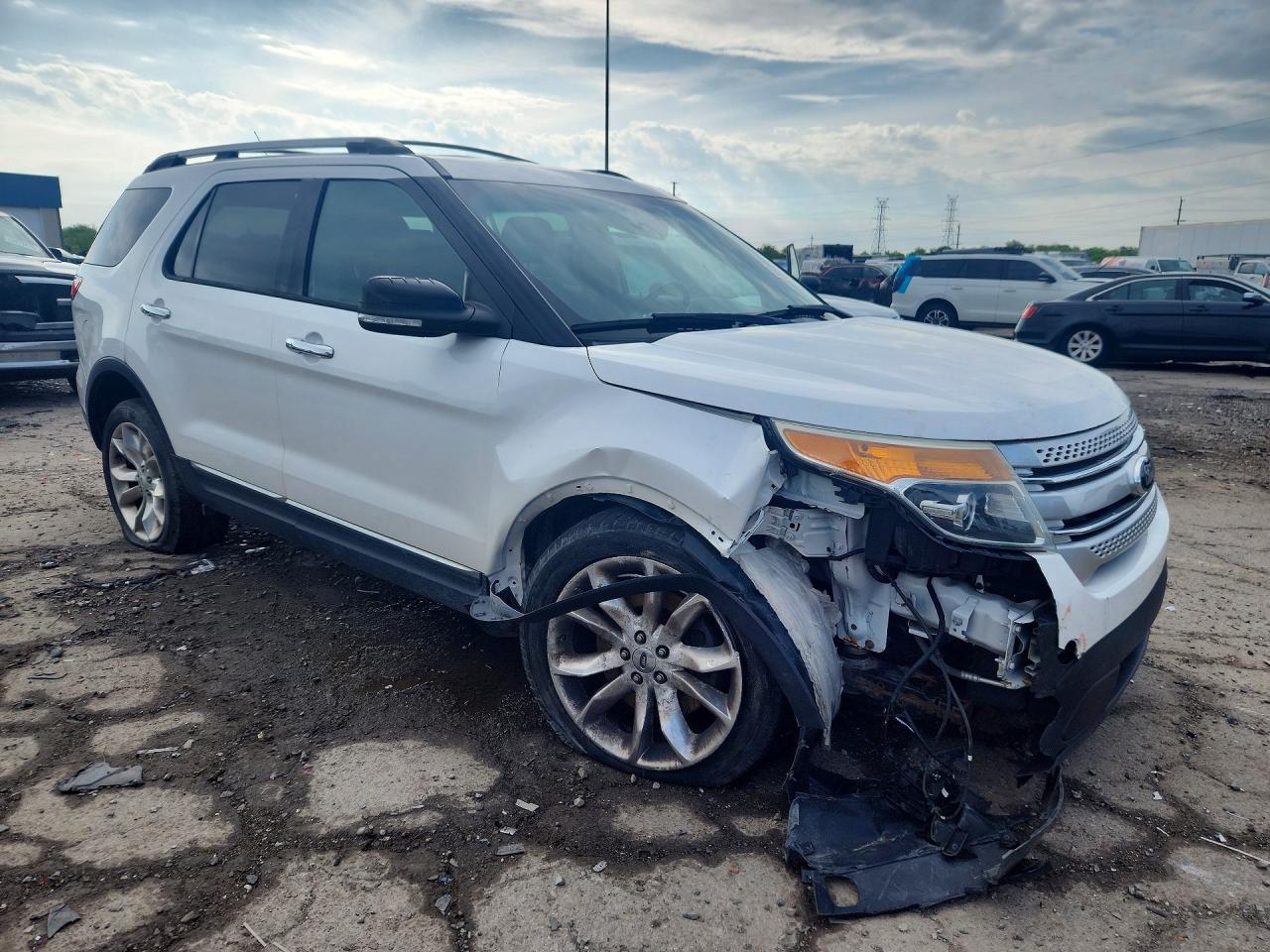 2013 Ford Explorer Xlt White vin: 1FM5K8D8XDGC29003