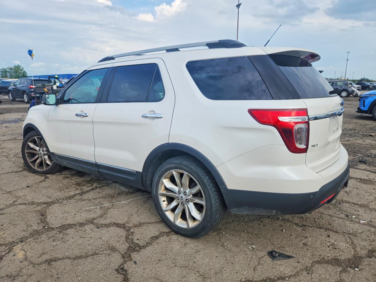 2013 Ford Explorer Xlt White vin: 1FM5K8D8XDGC29003