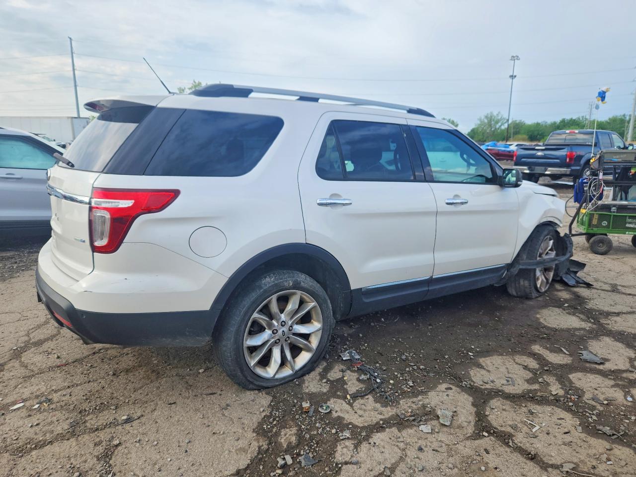 2013 Ford Explorer Xlt White vin: 1FM5K8D8XDGC29003