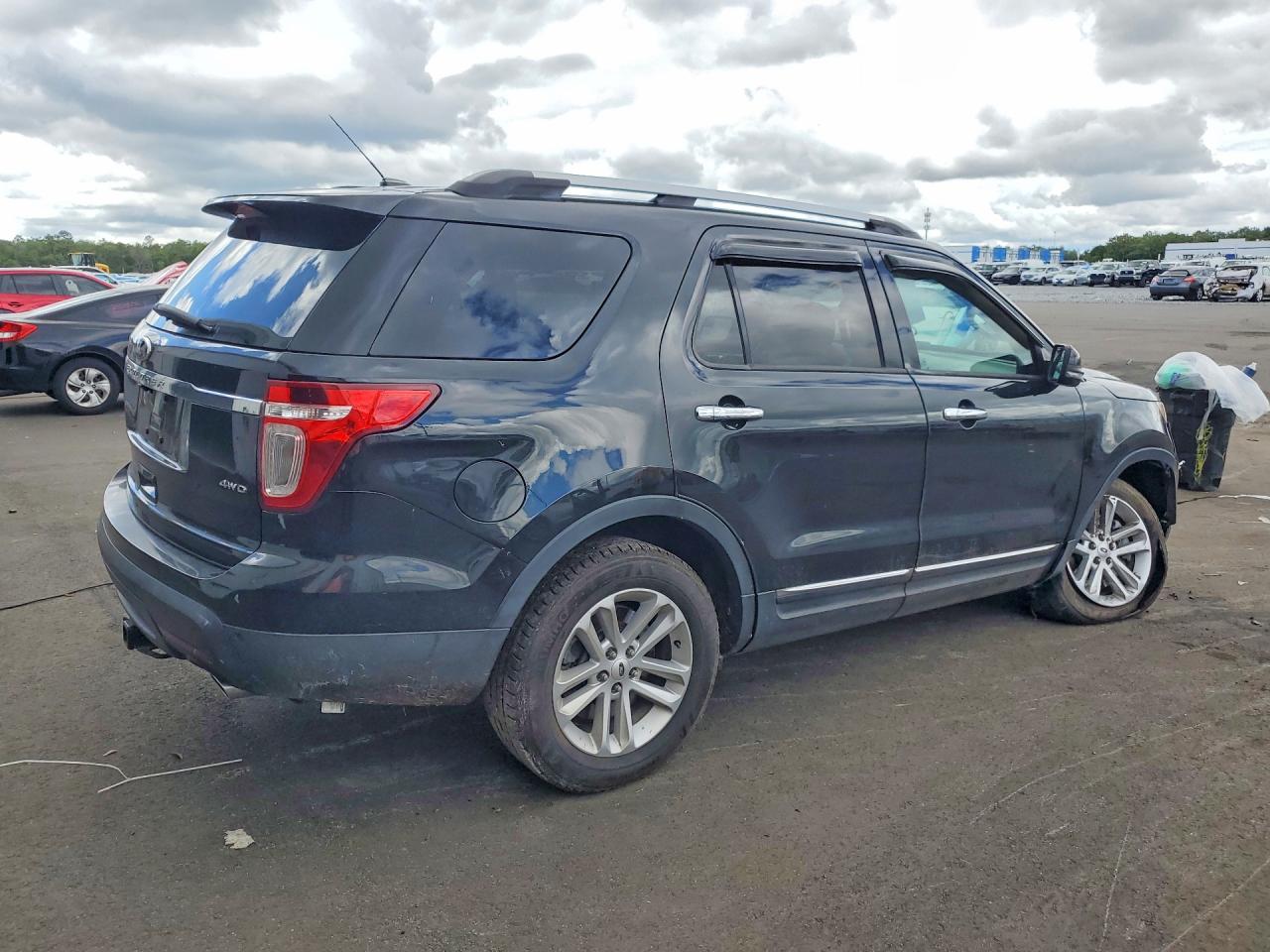 2013 Ford Explorer Xlt Black vin: 1FM5K8D8XDGC42799