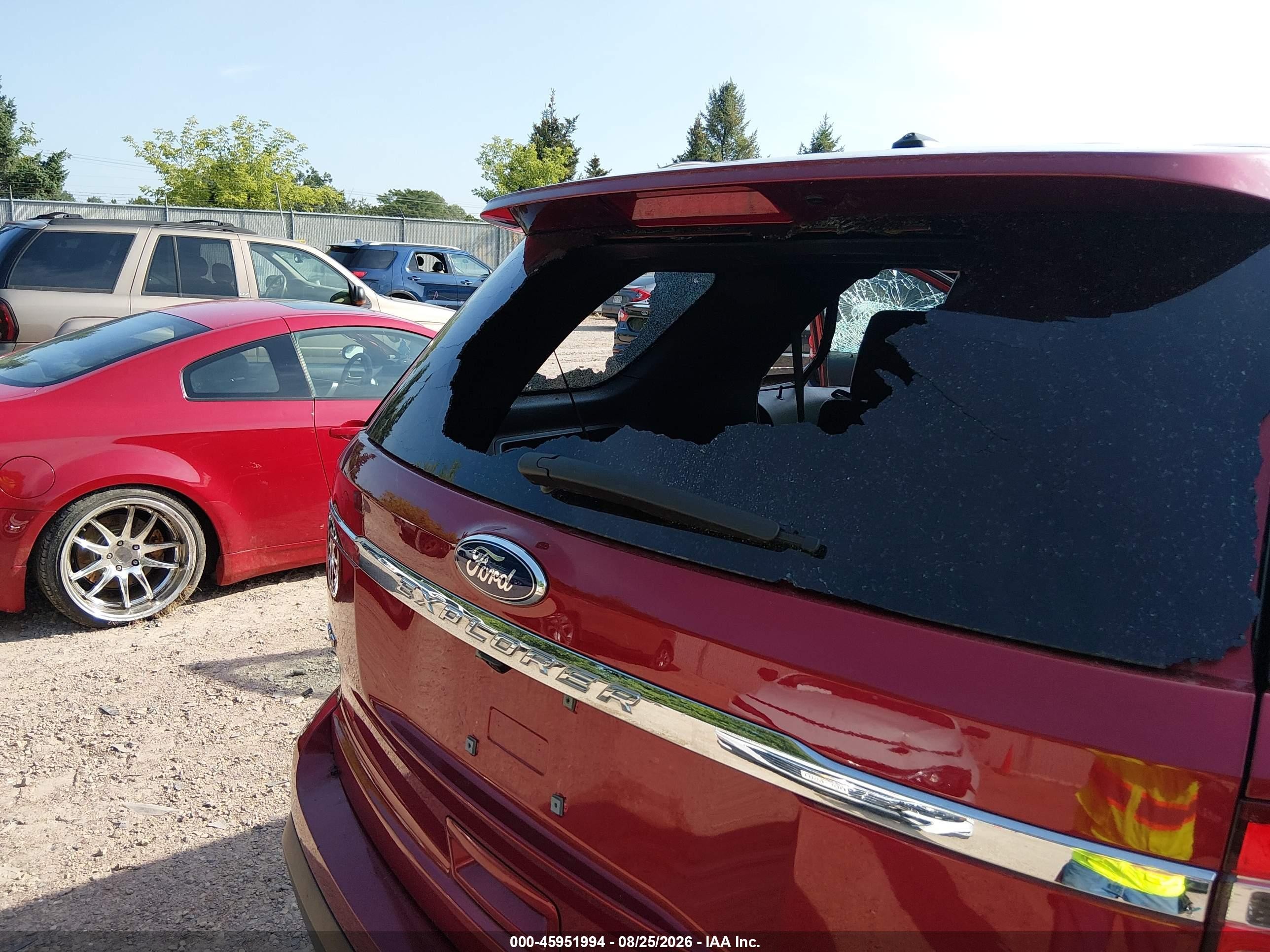 2013 Ford Explorer Xlt Red vin: 1FM5K8D8XDGC48232