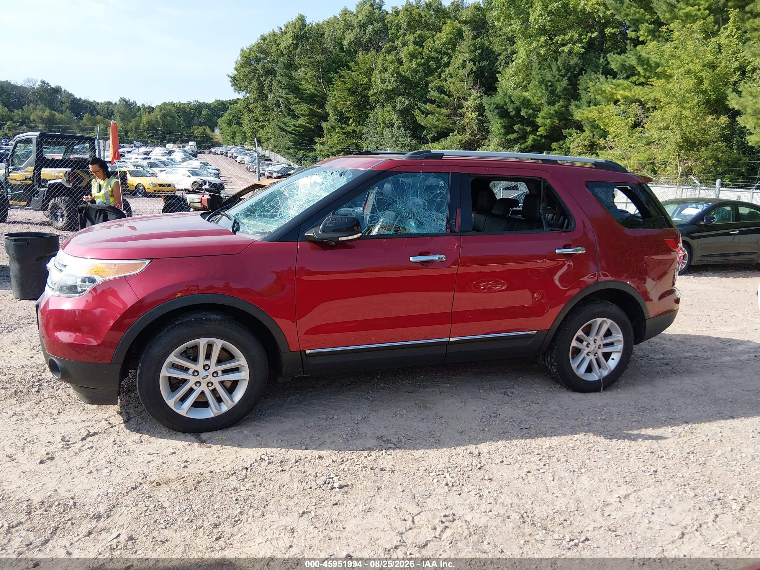 2013 Ford Explorer Xlt Red vin: 1FM5K8D8XDGC48232