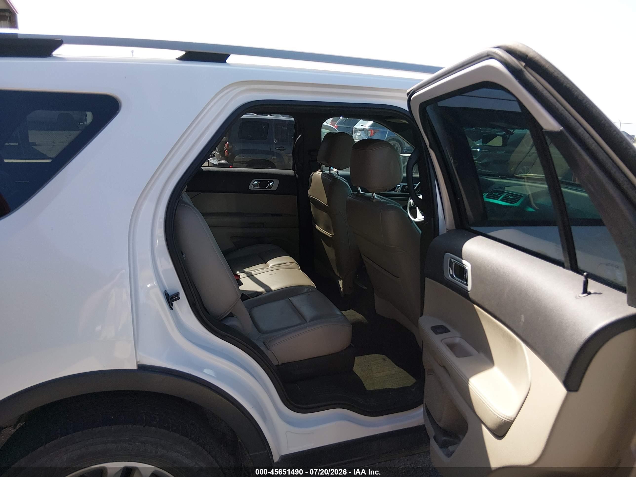 2013 Ford Explorer Xlt White vin: 1FM5K8D8XDGC56802