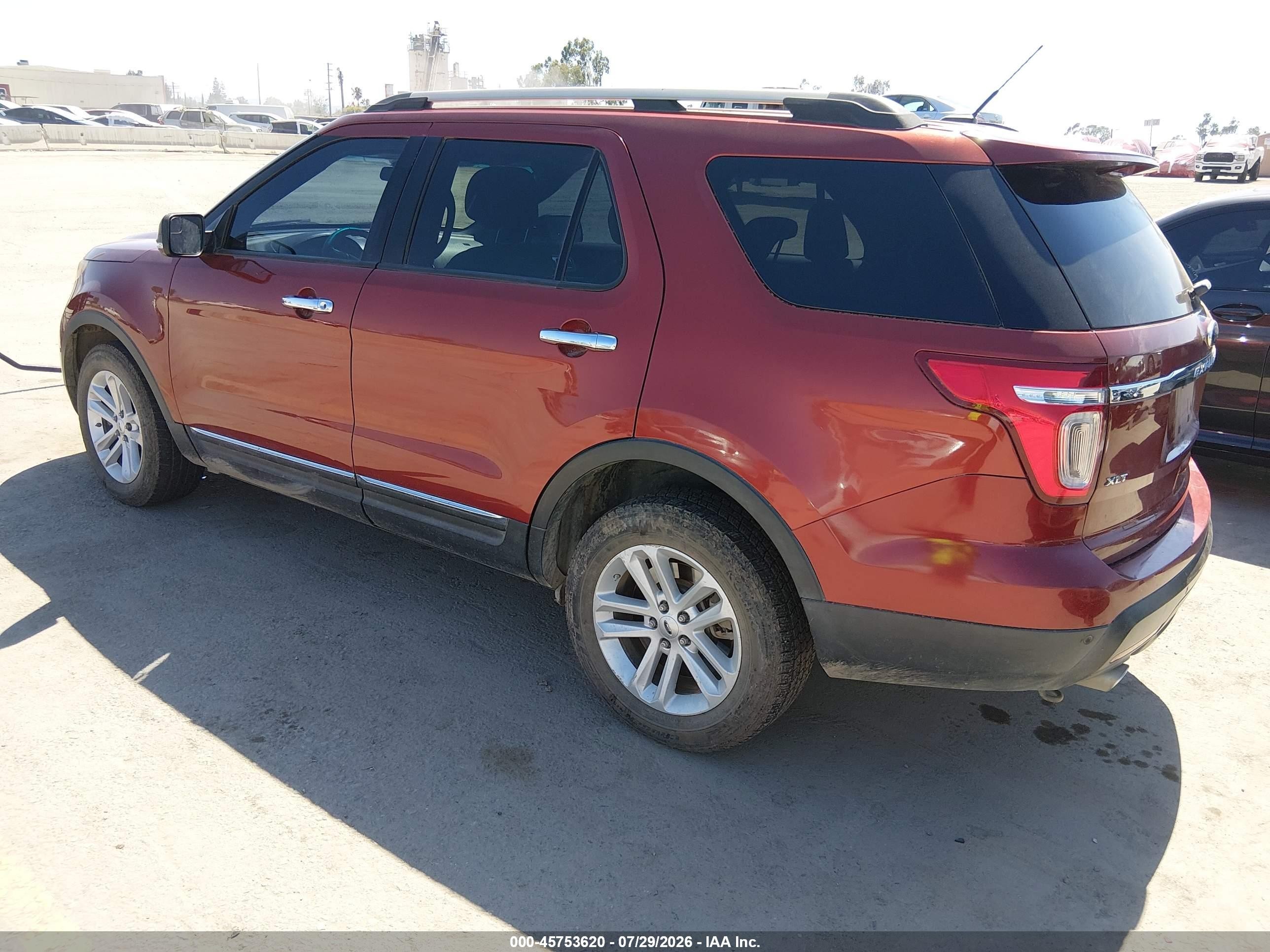 2014 Ford Explorer Xlt Red vin: 1FM5K8D8XEGC37622