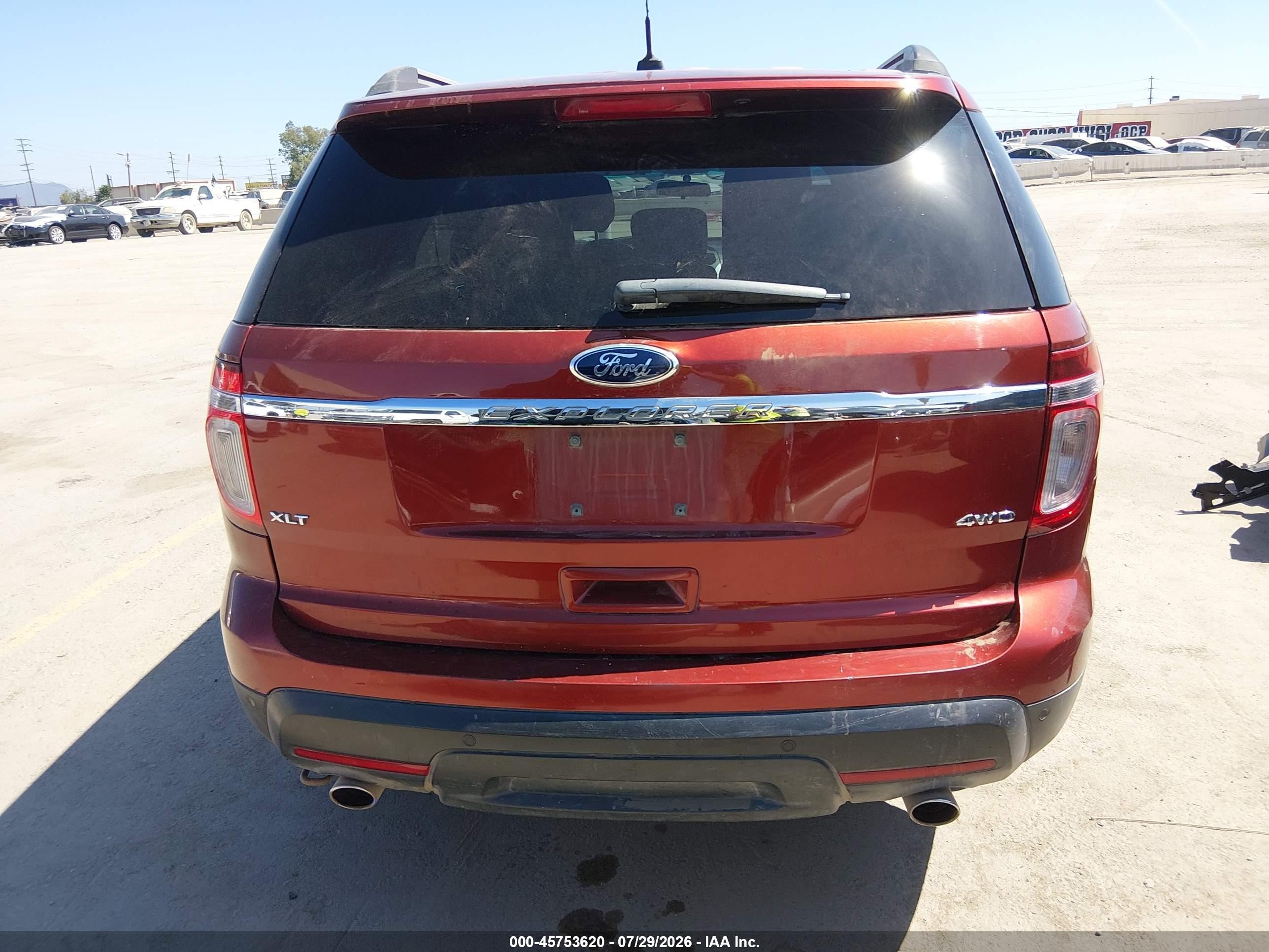 2014 Ford Explorer Xlt Red vin: 1FM5K8D8XEGC37622