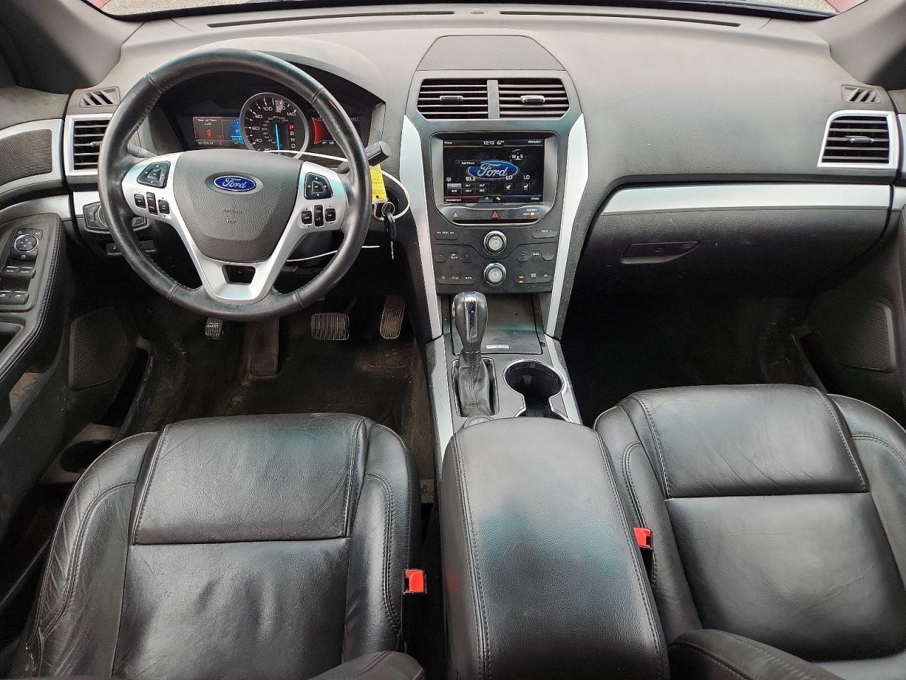 2015 Ford Explorer Xlt Red vin: 1FM5K8D8XFGA65836