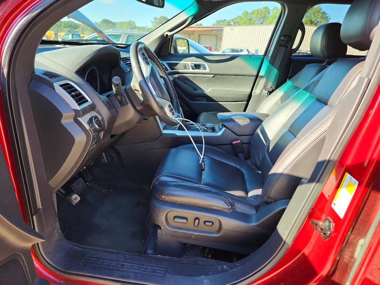 2015 Ford Explorer Xlt Red vin: 1FM5K8D8XFGA84242