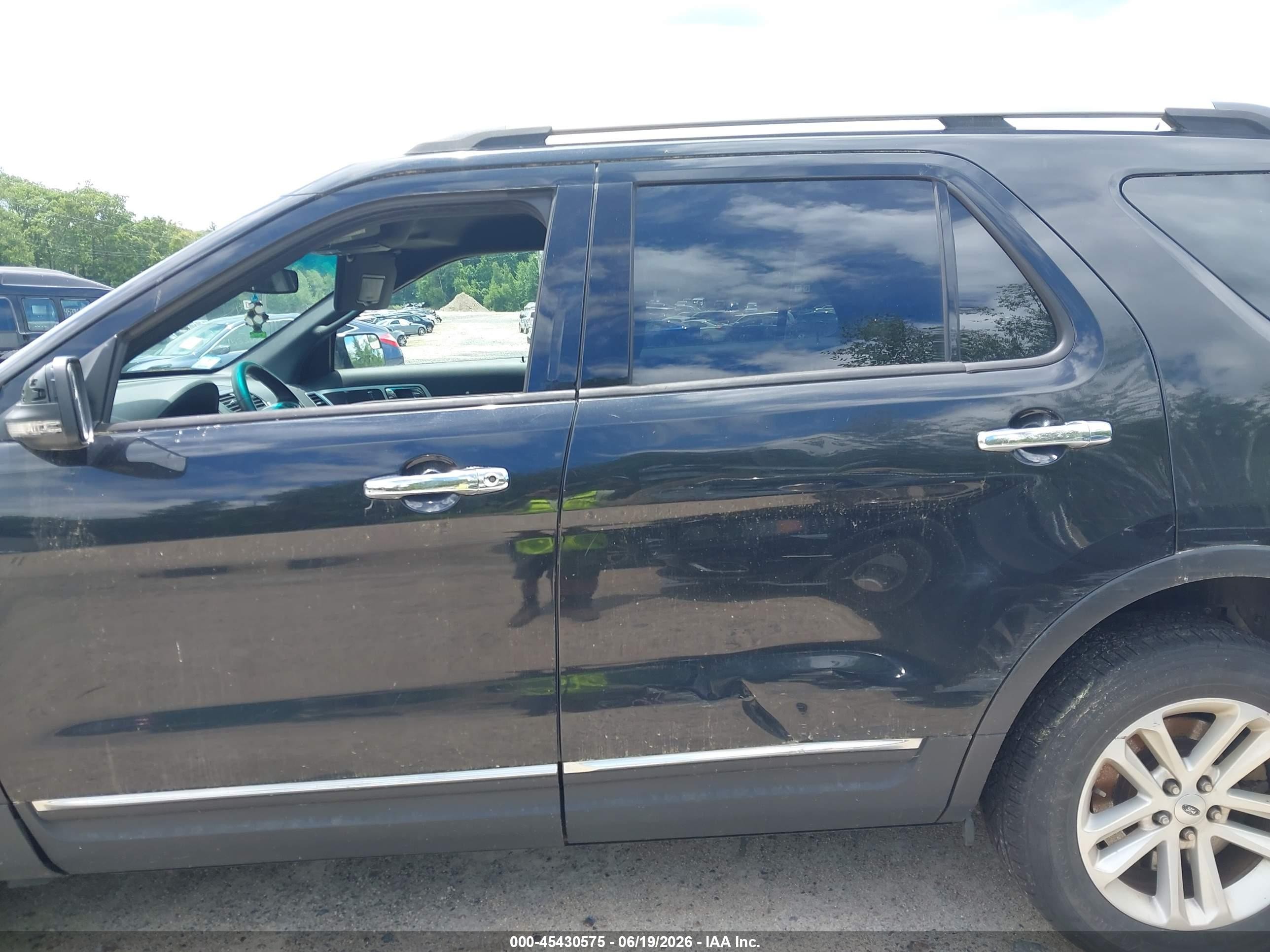 2015 Ford Explorer Xlt Черный vin: 1FM5K8D8XFGC42353