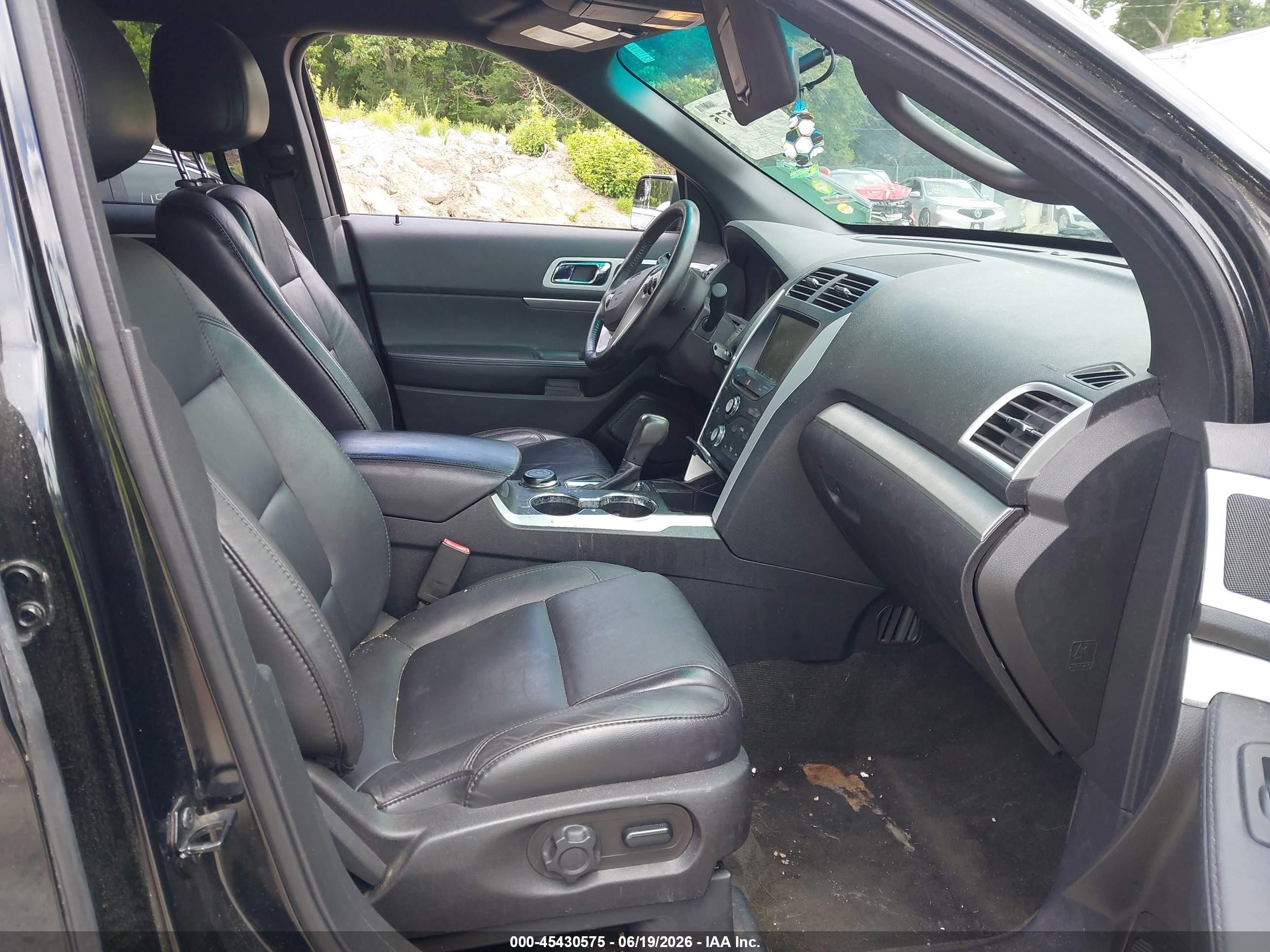 2015 Ford Explorer Xlt Черный vin: 1FM5K8D8XFGC42353