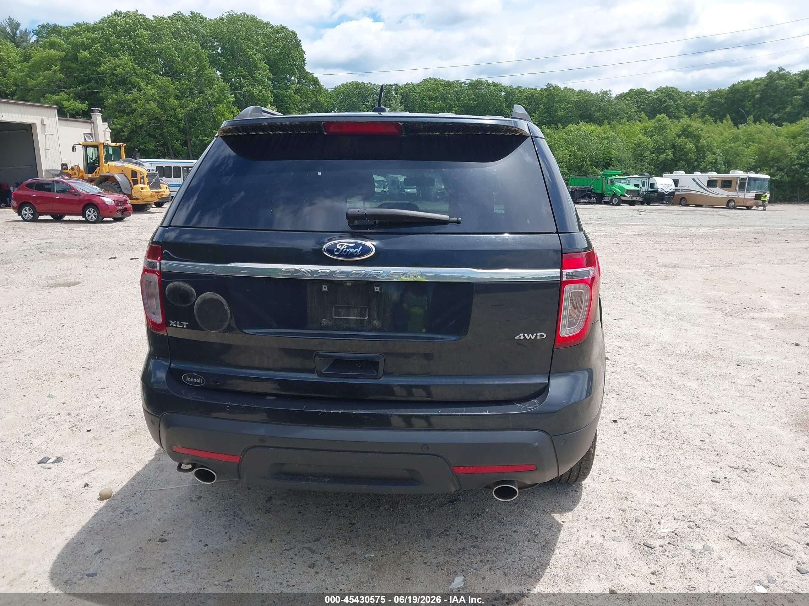 2015 Ford Explorer Xlt Черный vin: 1FM5K8D8XFGC42353