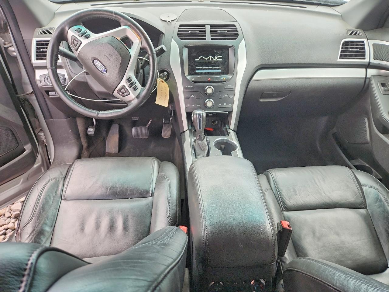 2015 Ford Explorer Xlt Silver vin: 1FM5K8D8XFGC59993