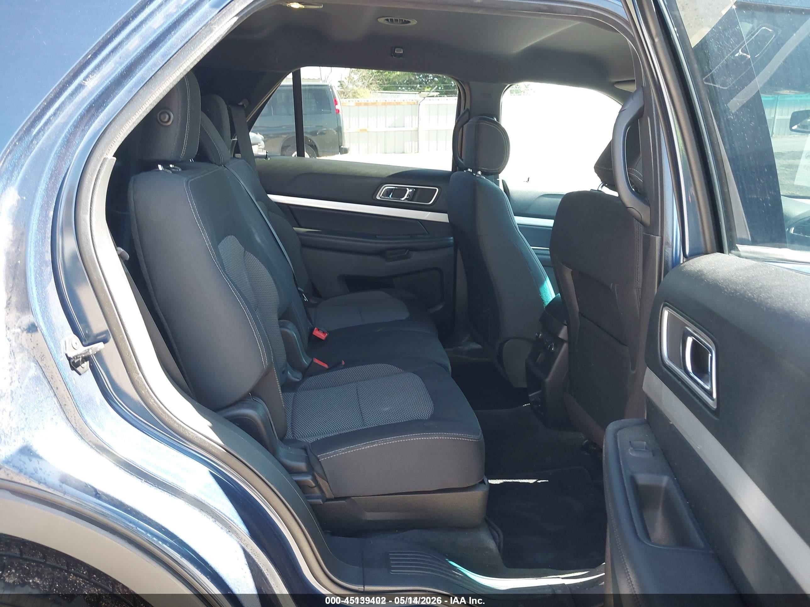 2016 Ford Explorer Xlt Blue vin: 1FM5K8D8XGGC63060