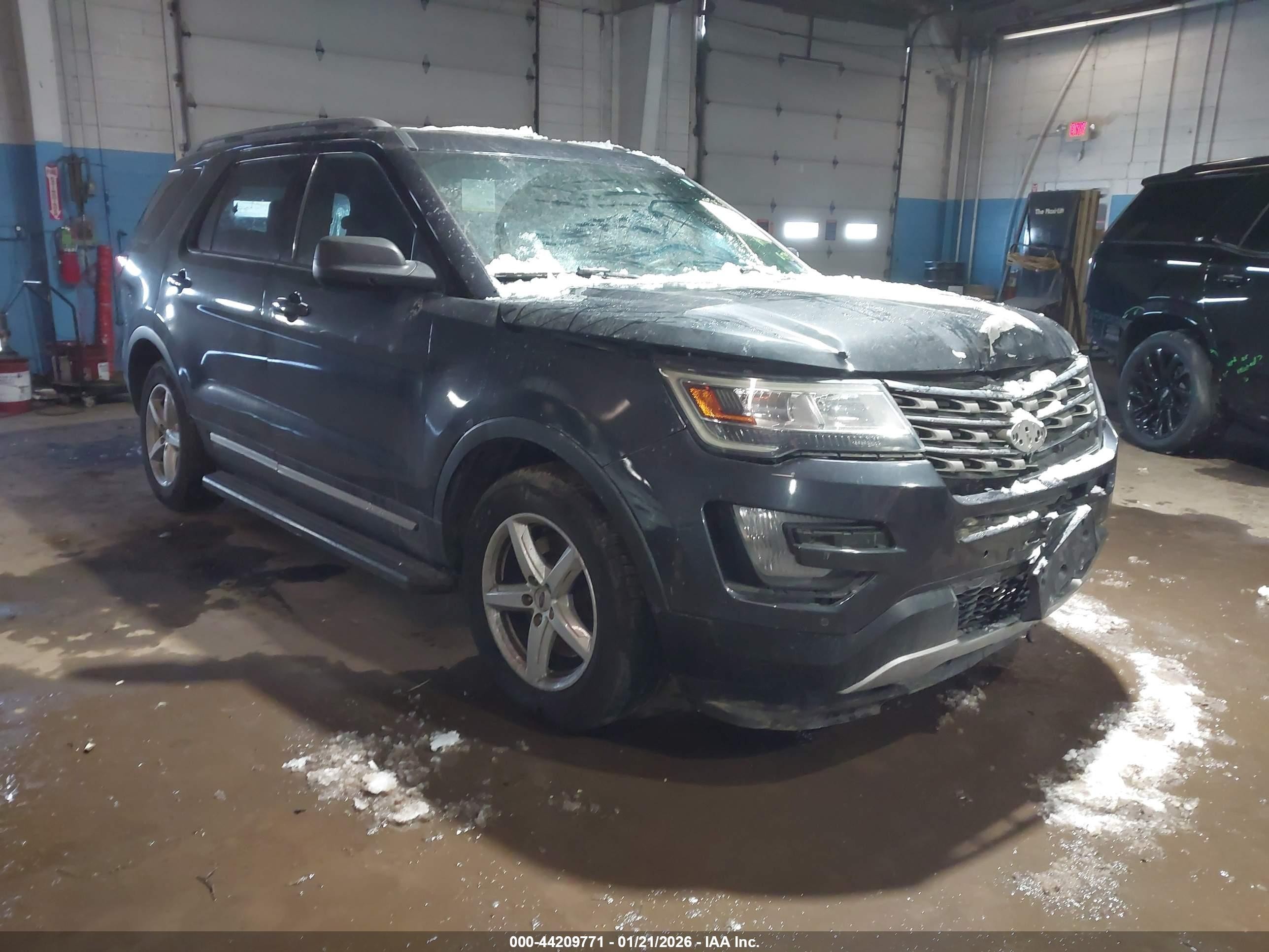 2017 Ford Explorer Xlt Black vin: 1FM5K8D8XHGC16614