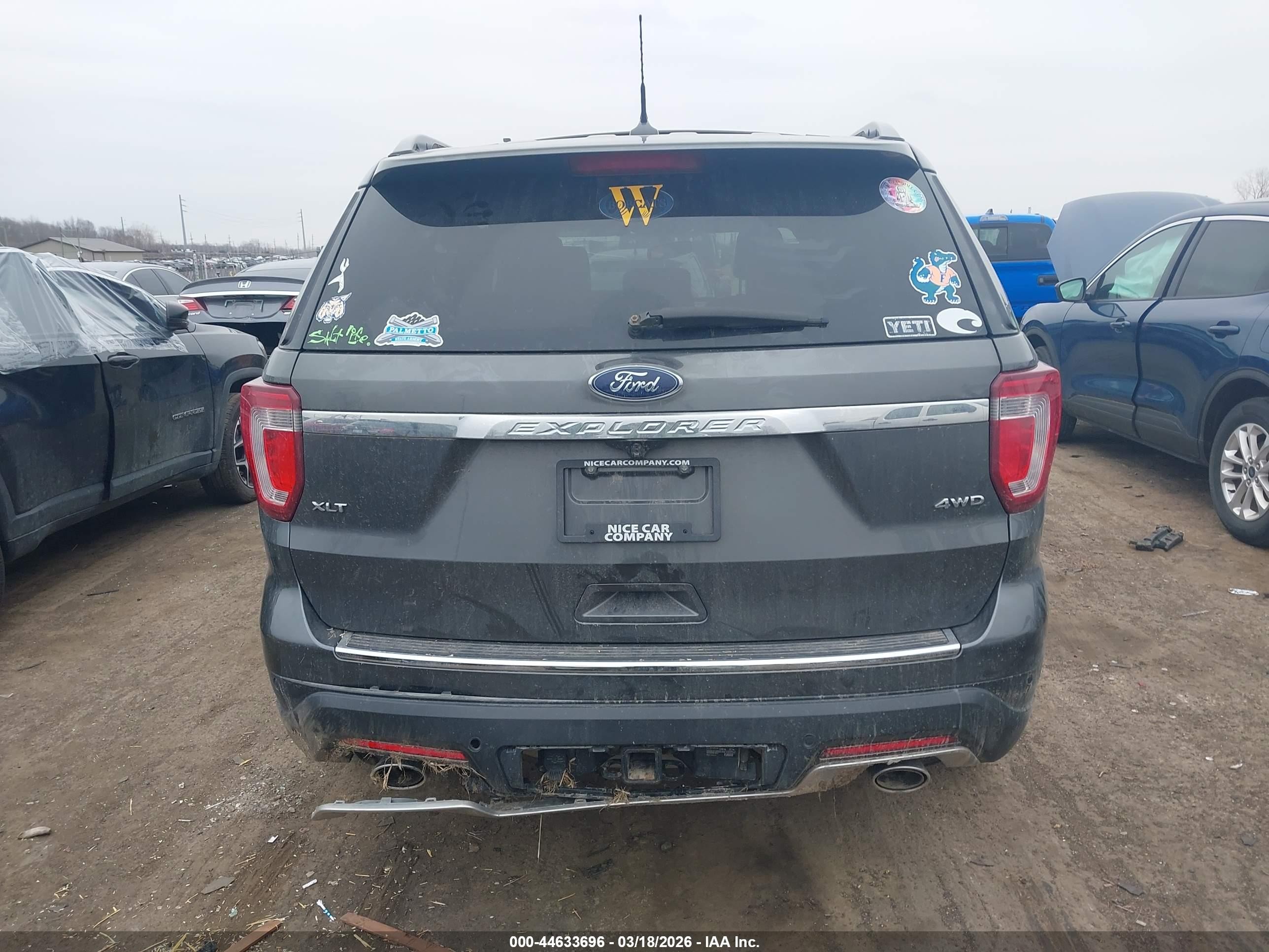 2018 Ford Explorer Xlt Gray vin: 1FM5K8D8XJGC32589