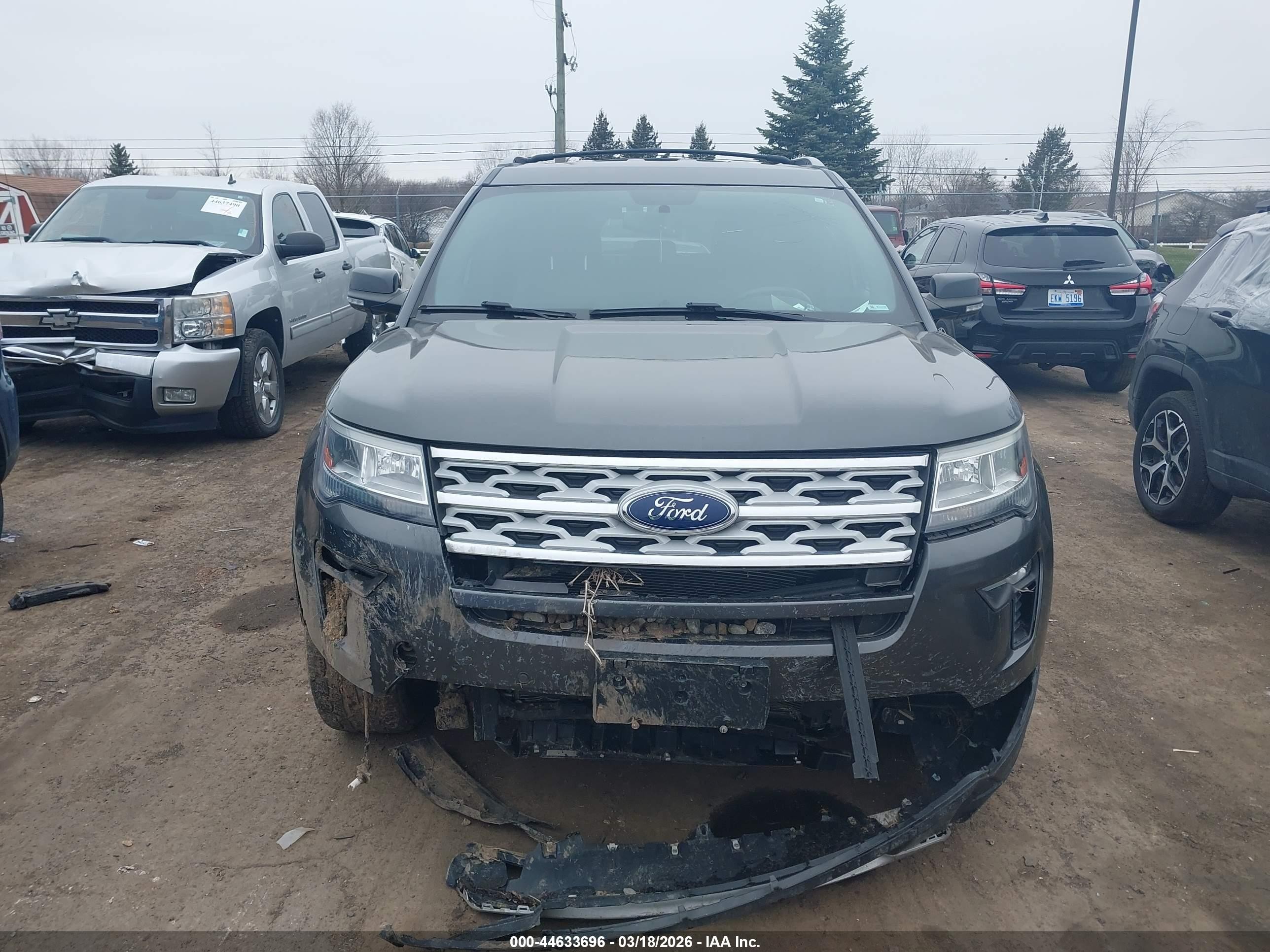 2018 Ford Explorer Xlt Gray vin: 1FM5K8D8XJGC32589
