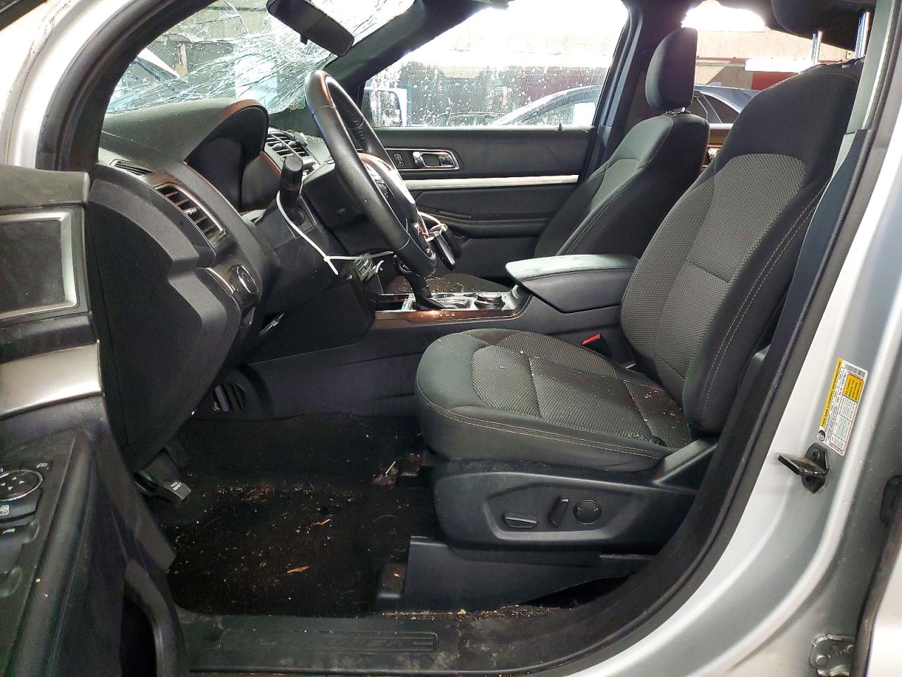 2019 Ford Explorer Xlt Silver vin: 1FM5K8D8XKGA50134
