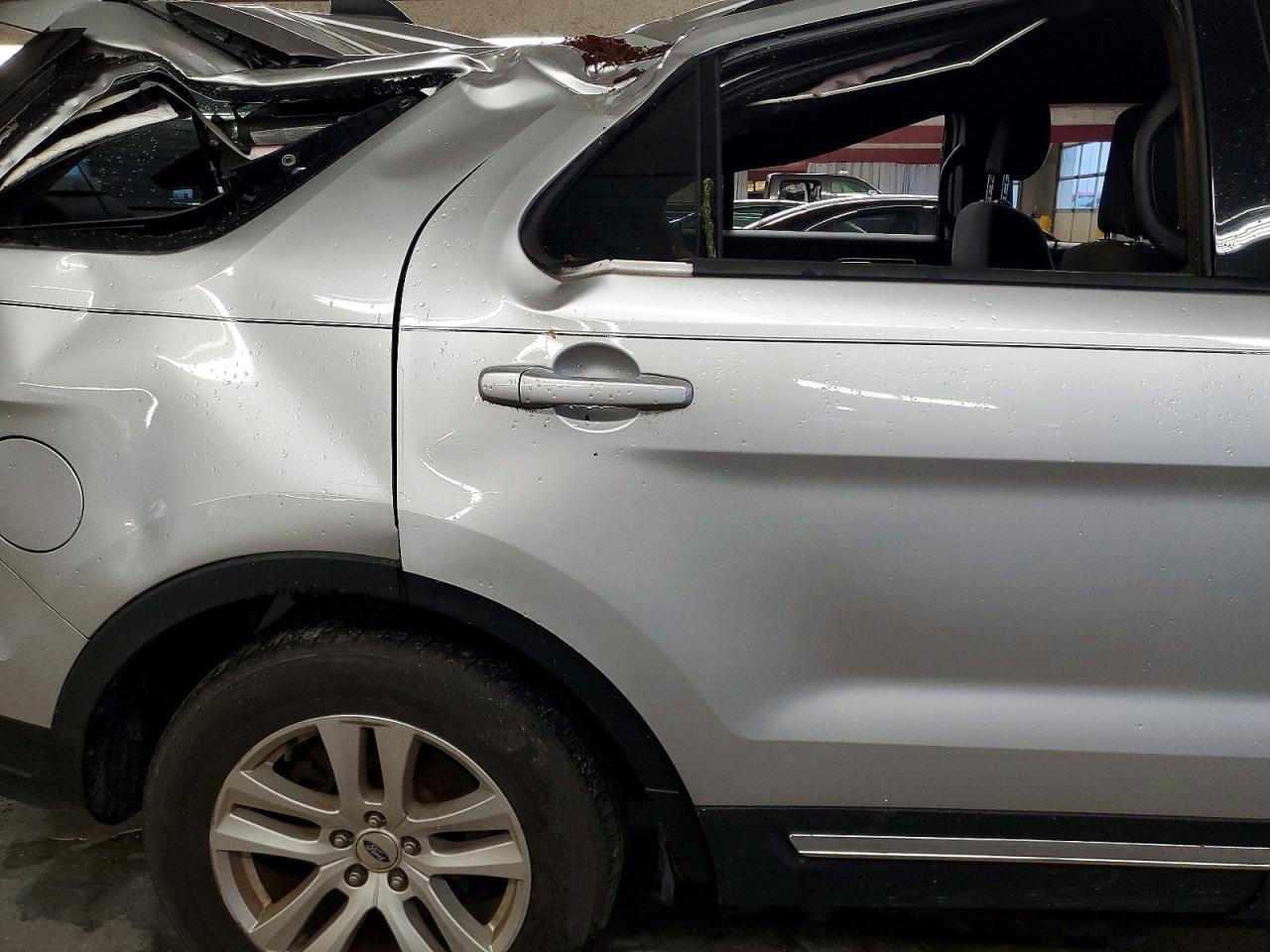 2019 Ford Explorer Xlt Silver vin: 1FM5K8D8XKGA50134