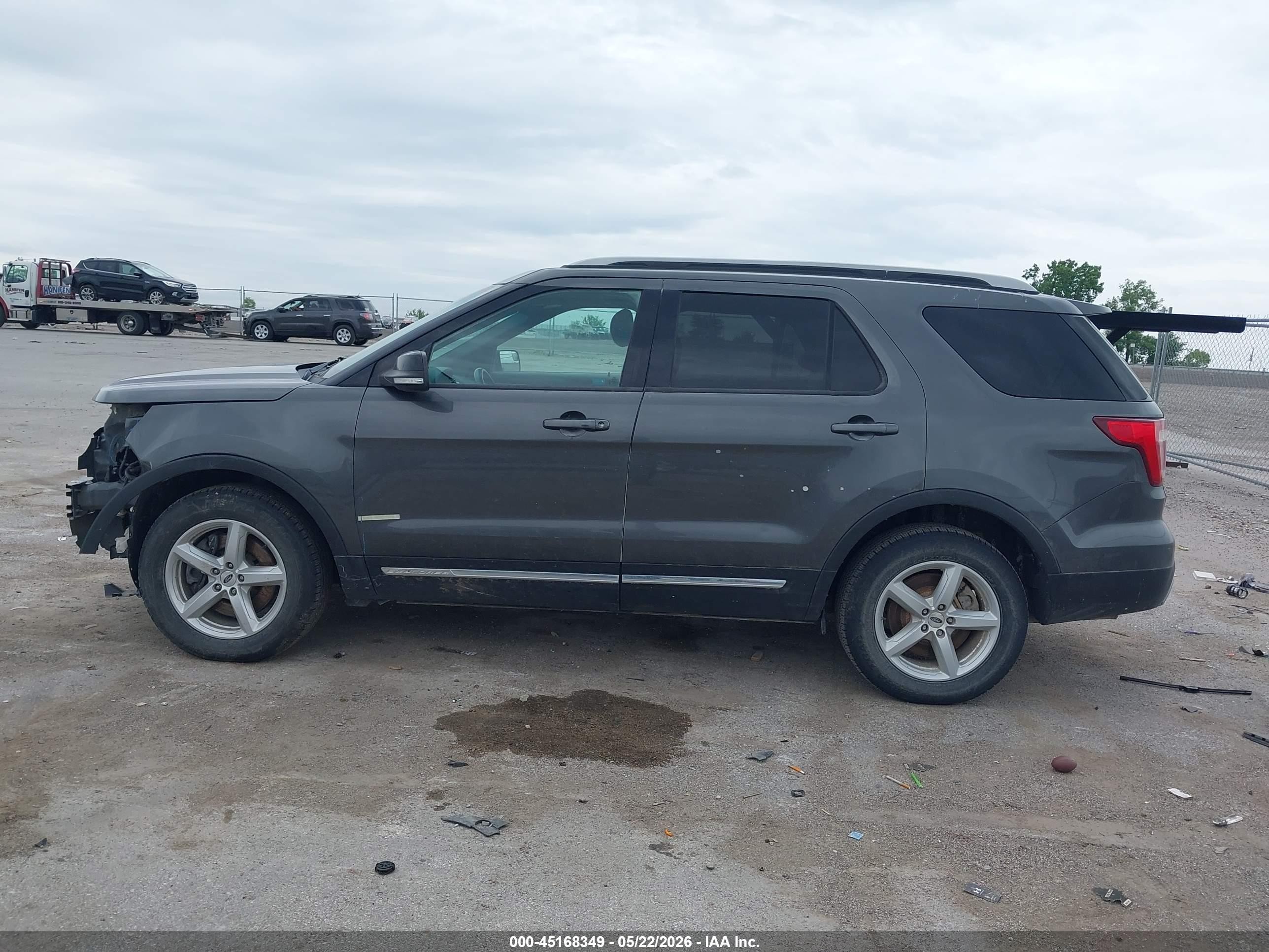 2016 Ford Explorer Xlt Gray vin: 1FM5K8DH1GGC34174