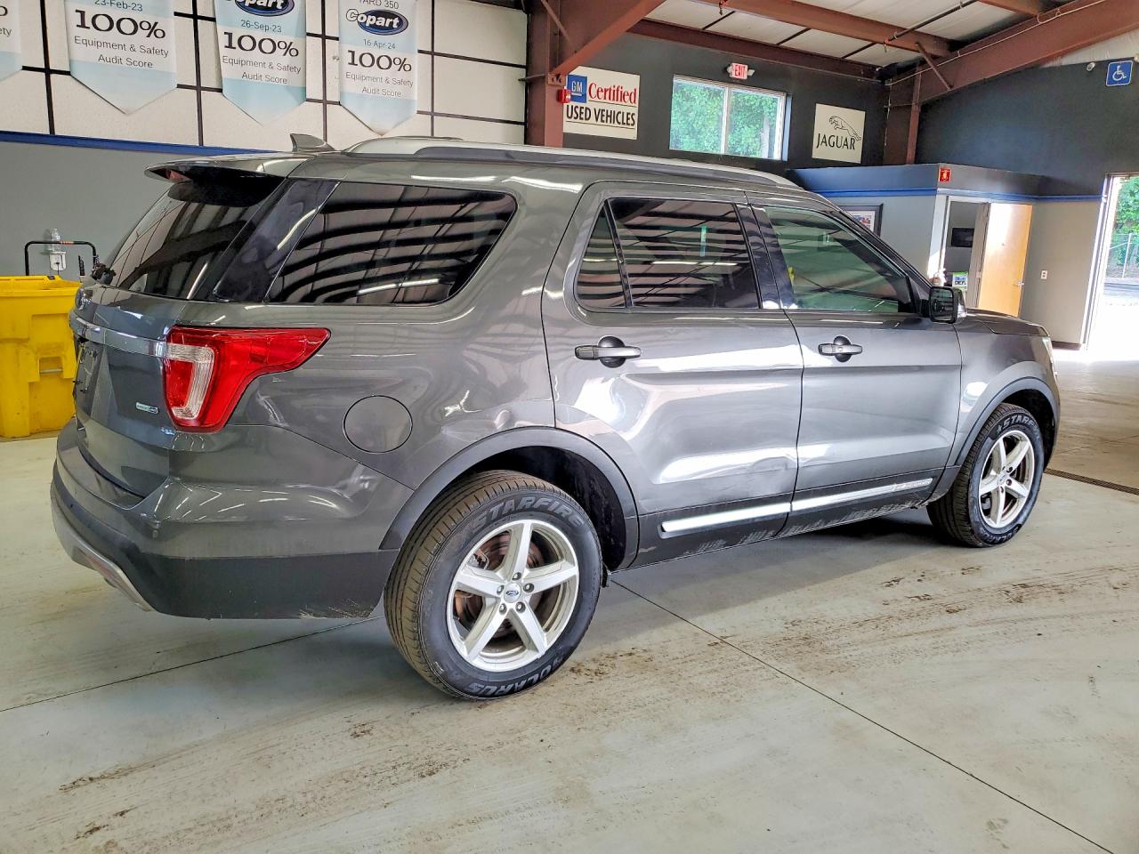 2017 Ford Explorer Xlt Gray vin: 1FM5K8DH2HGA83251