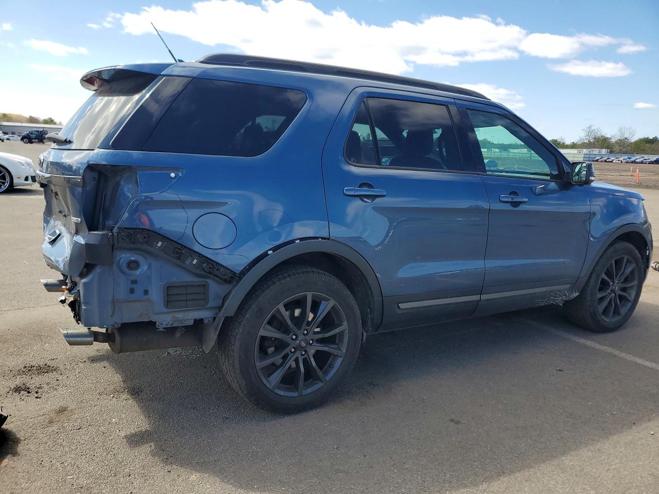 2018 Ford Explorer Xlt Blue vin: 1FM5K8DH3JGC46866