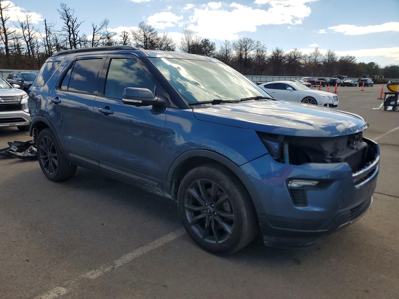 2018 Ford Explorer Xlt Blue vin: 1FM5K8DH3JGC46866