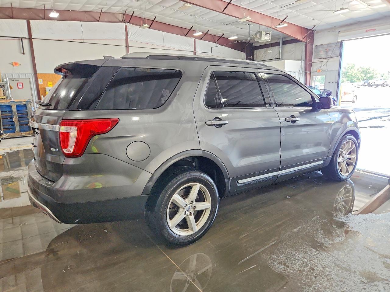 2017 Ford Explorer Xlt Gray vin: 1FM5K8DH6HGA85679