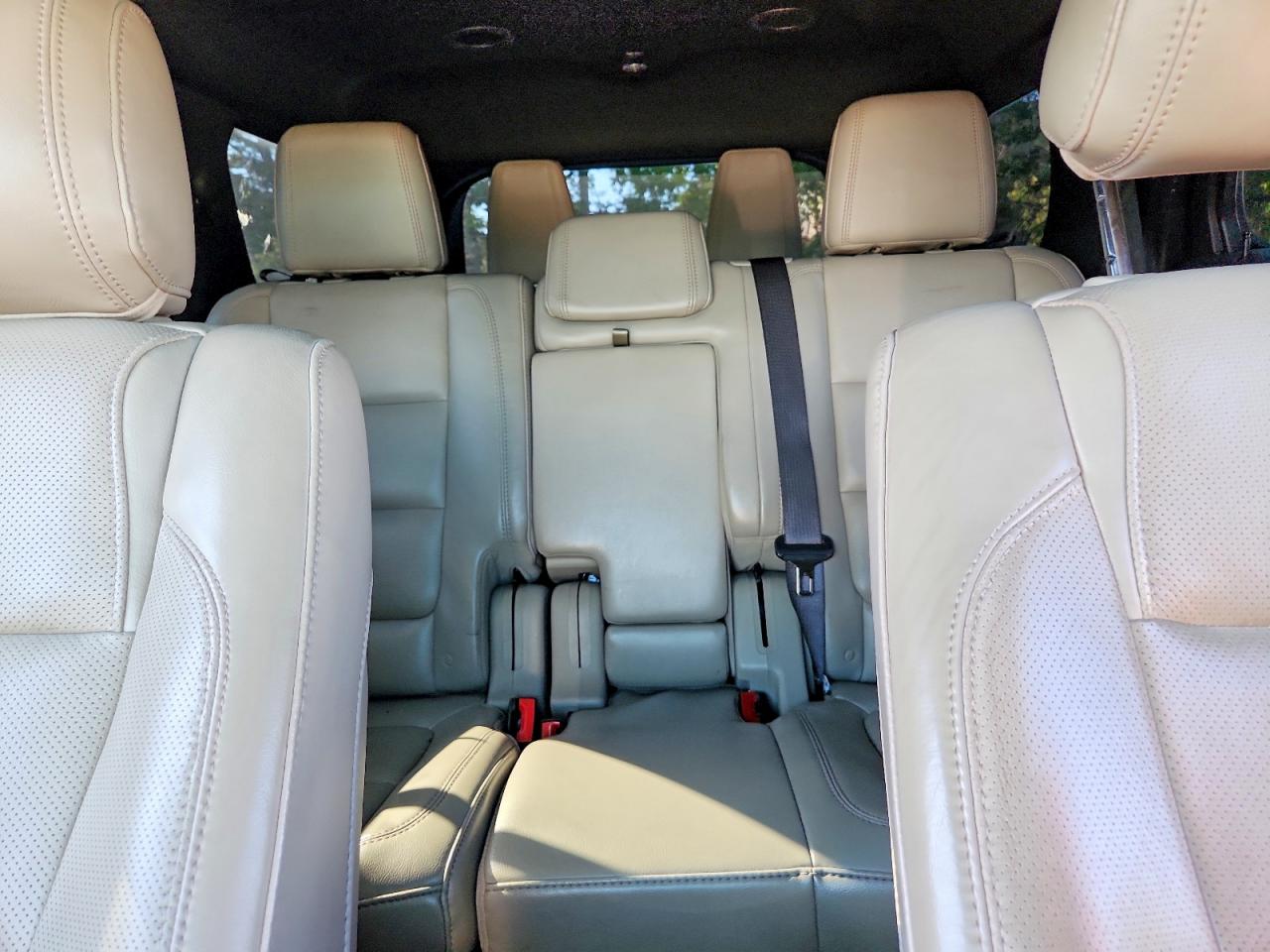 2013 Ford Explorer Limited Silver vin: 1FM5K8F80DGA02819