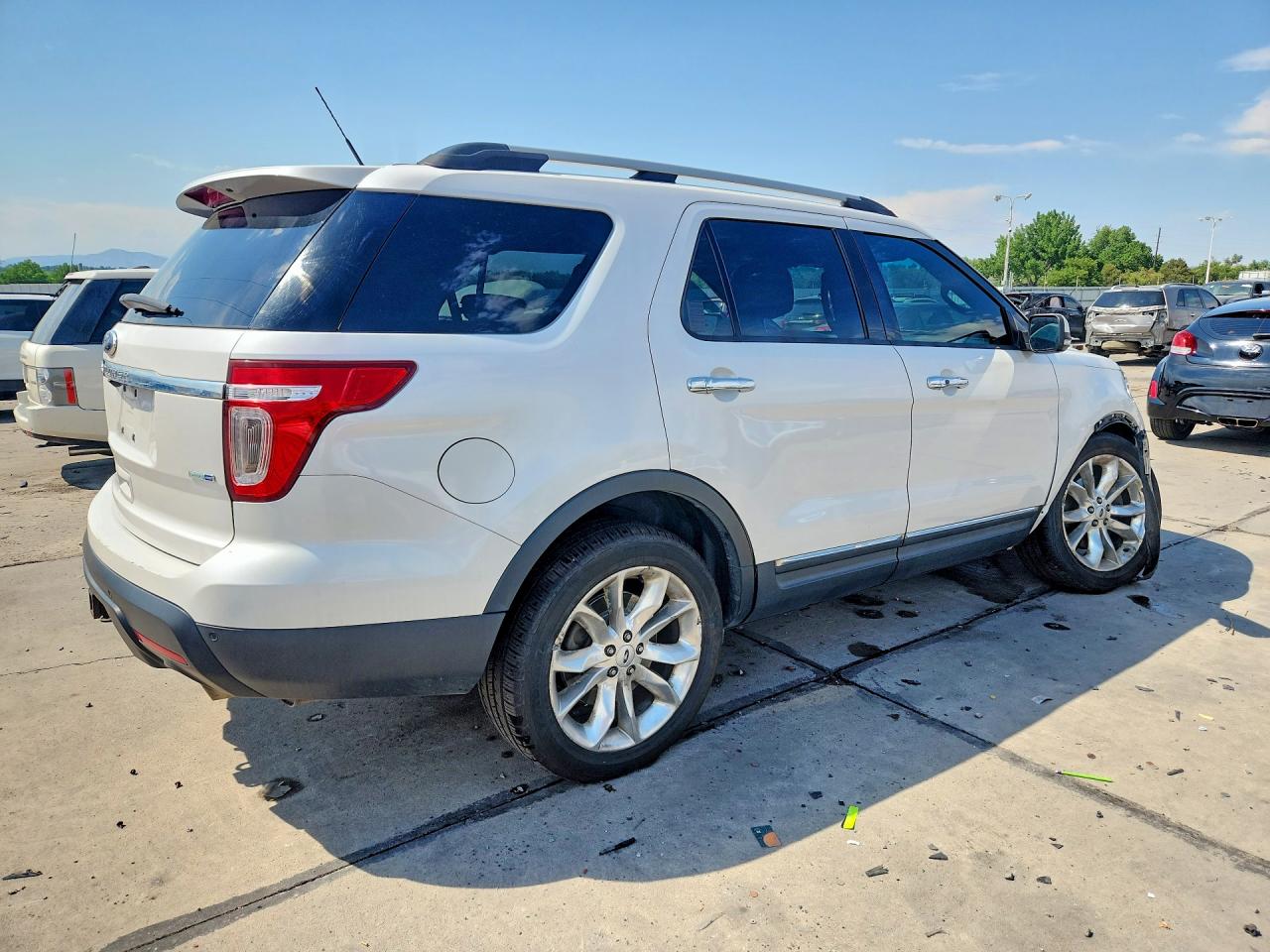 2014 Ford Explorer Limited White vin: 1FM5K8F81EGA64053