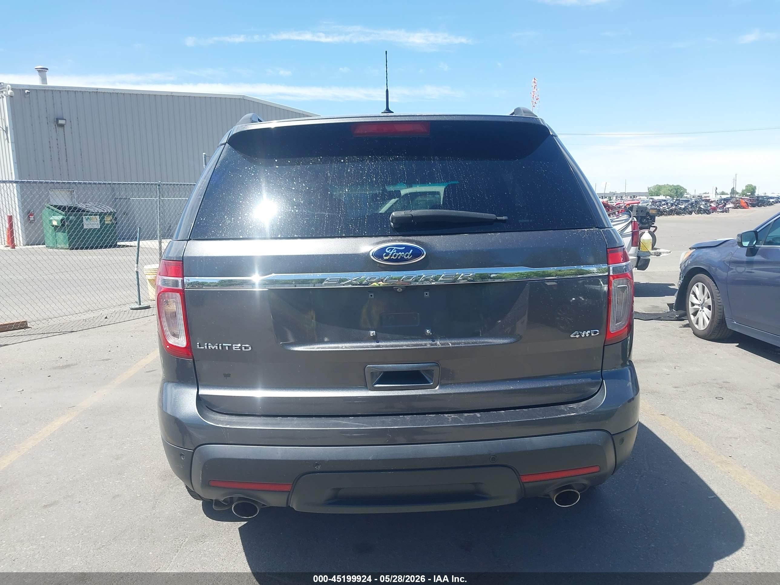 2015 Ford Explorer Limited Серый vin: 1FM5K8F81FGA15372